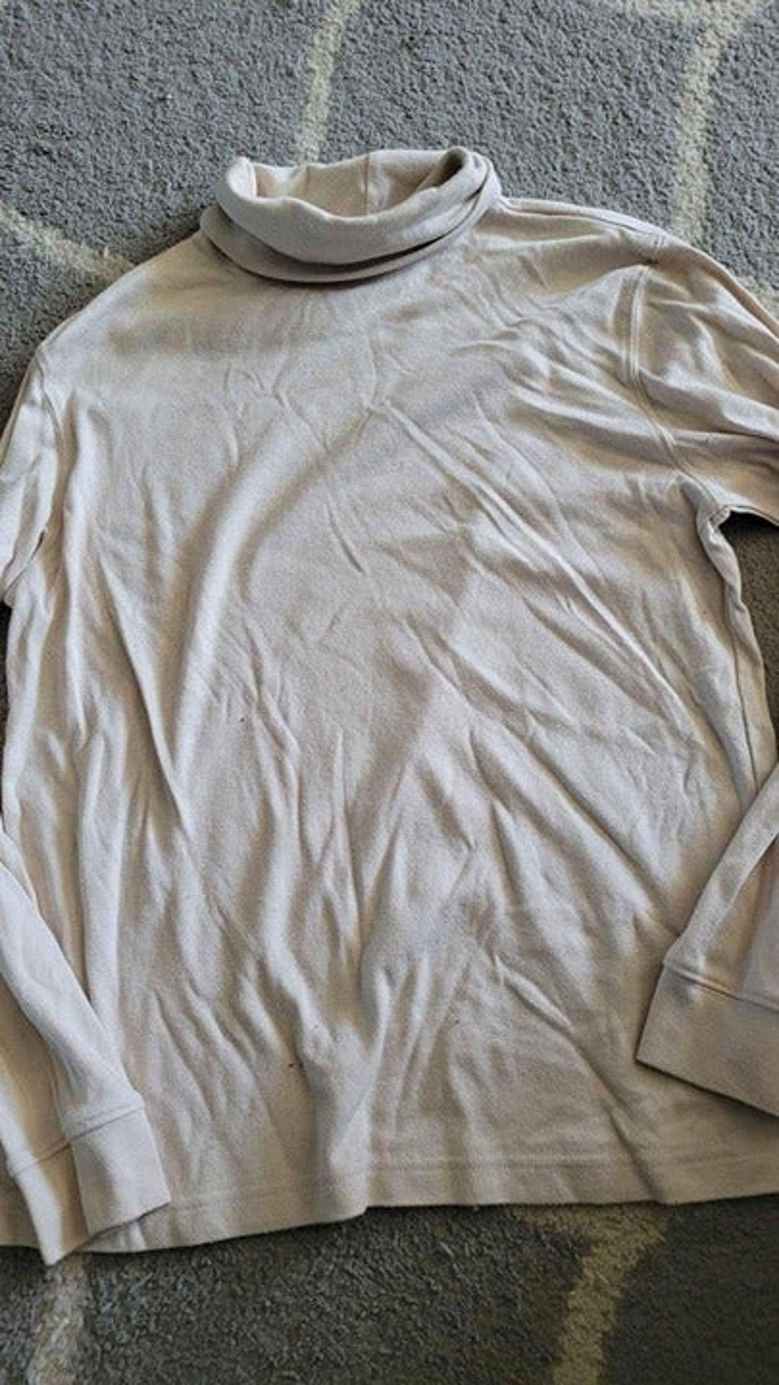 Womens size Medium Tan Turtleneck