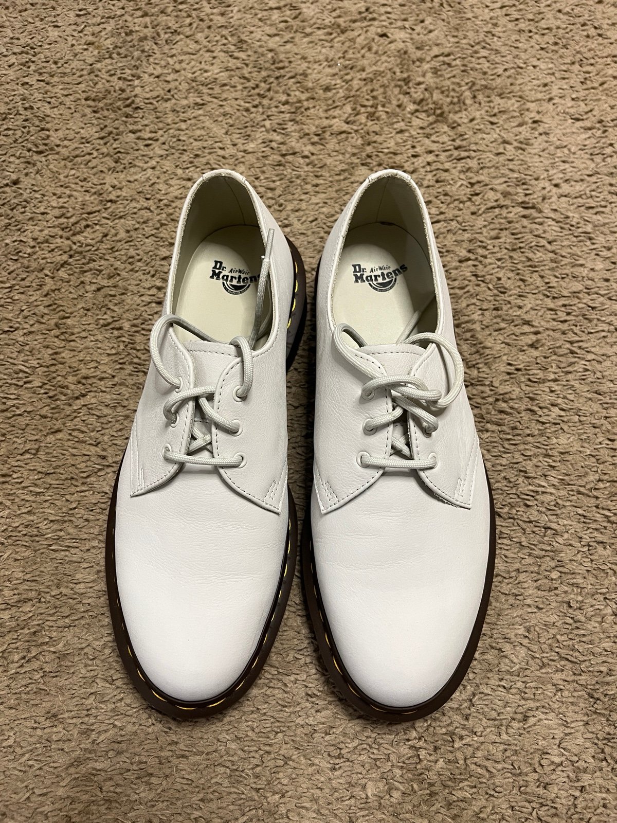Oxford leather shoes