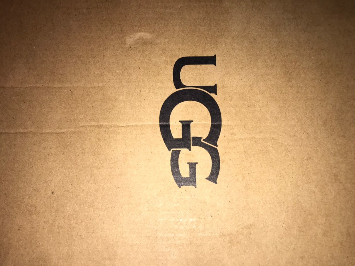 ugg slippers size 9