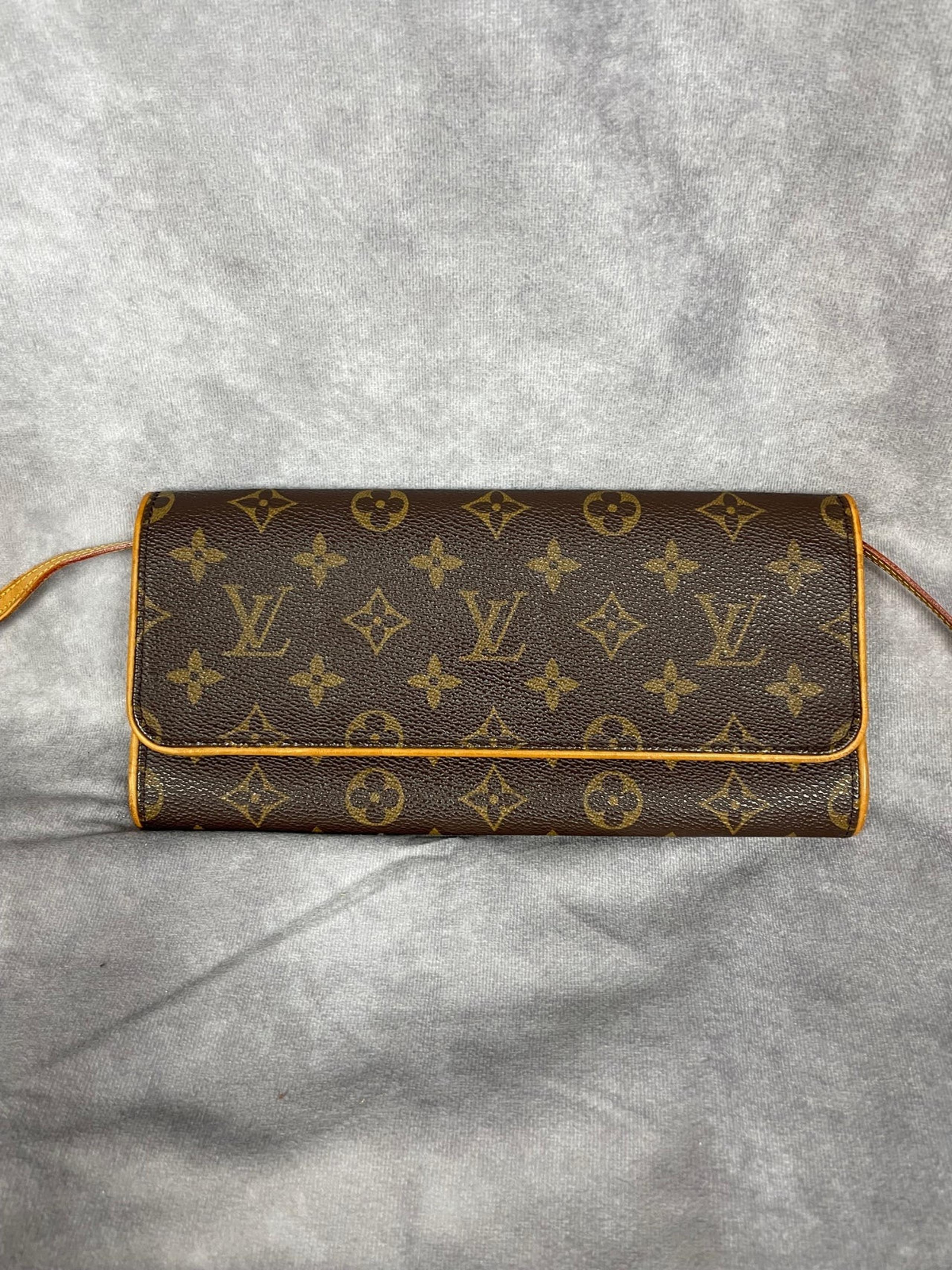 Louis Vuitton Monogram Pochette Twin GM