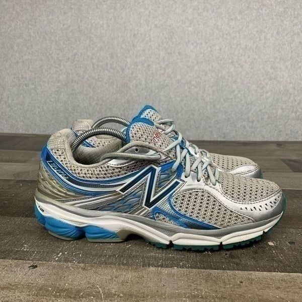 New Balance Women’s Size 11 W1340SB Running Shoes Grey Blue Athletic Sneakers
