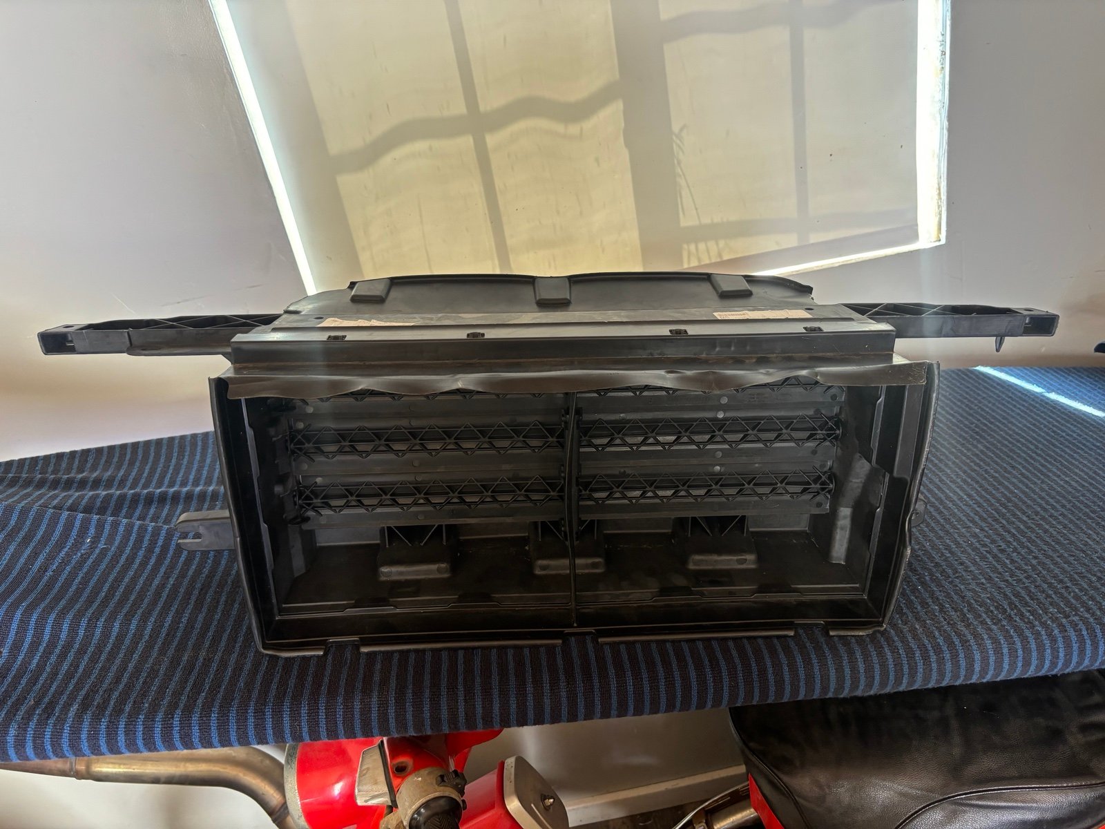 2015 2016 2017 FORD F150 F-150 ACTIVE AIR SHUTTER LOWER GRILLE FL348314-D