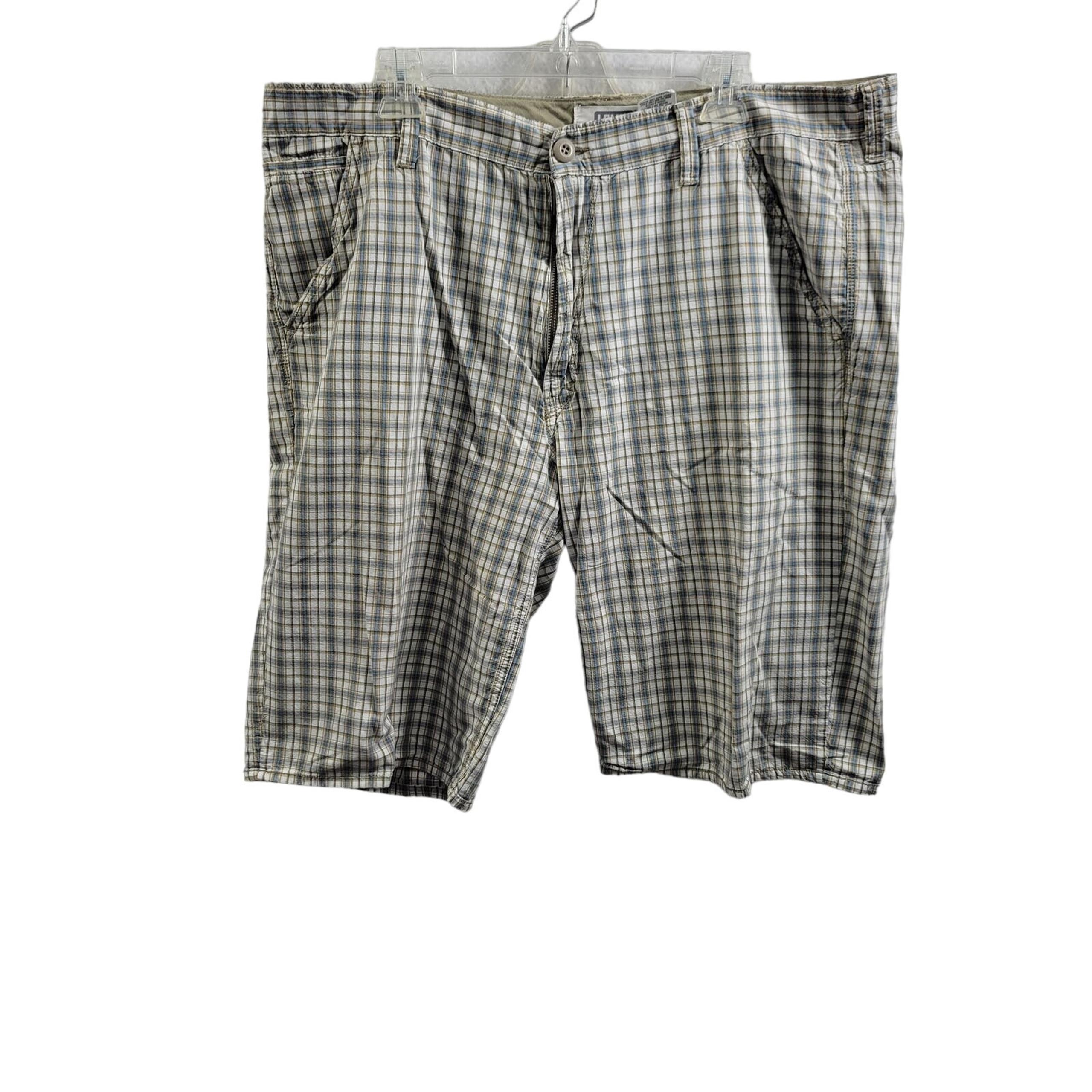 Levi's Men's Plaid Shorts Size 40"x12" Rise=13" Walking Shorts 424324-0770