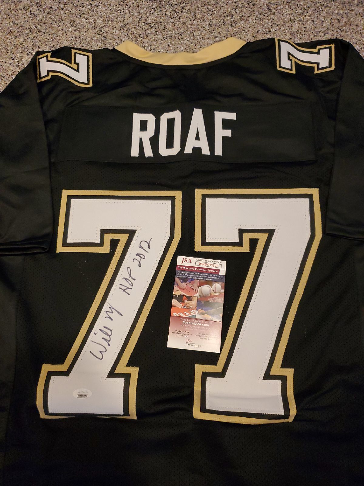 Willie Roaf signed jersey