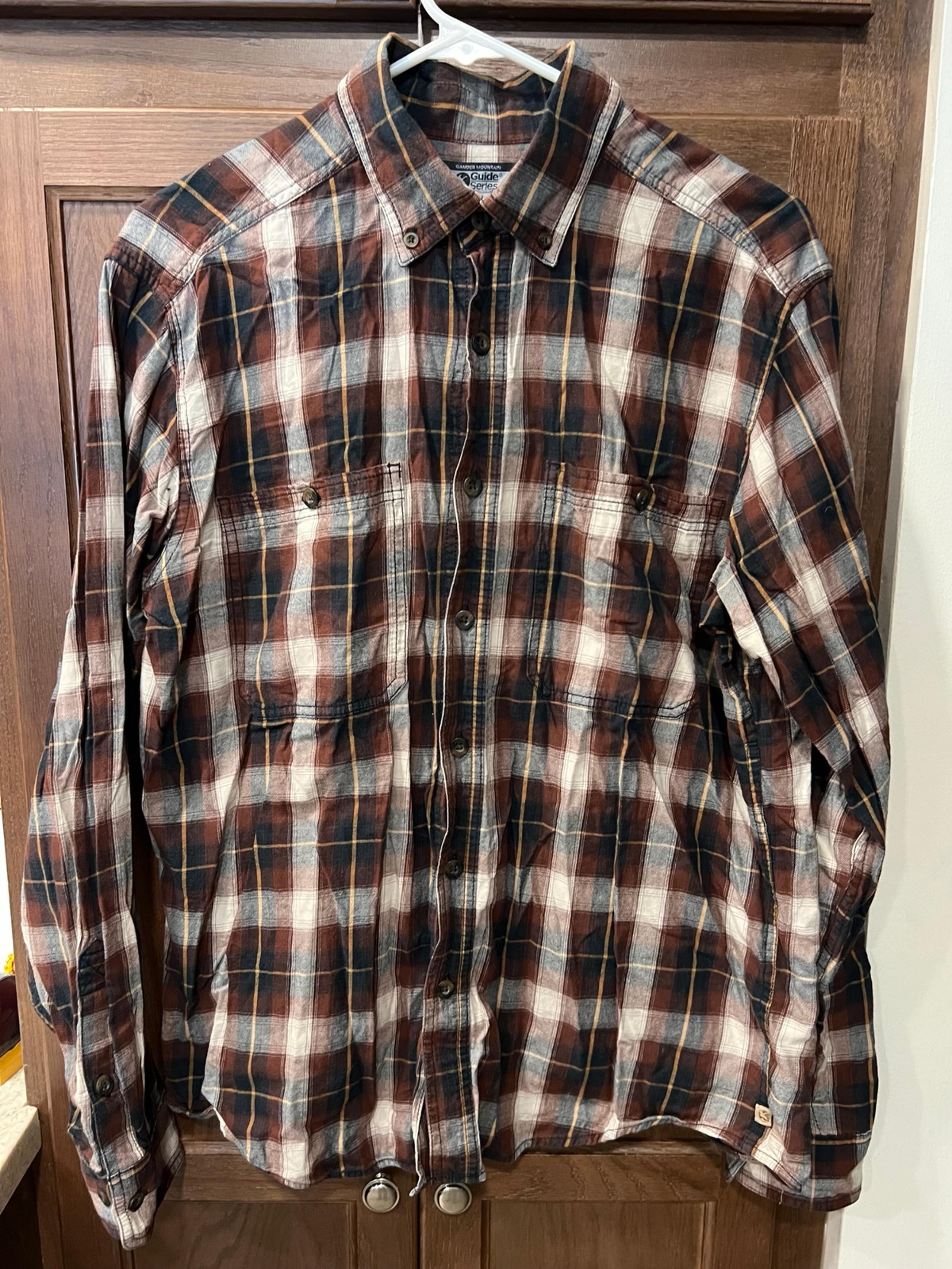 Gander Mountain Guide Series Shirt Mens Medium Red White Plaid Cotton Button LS
