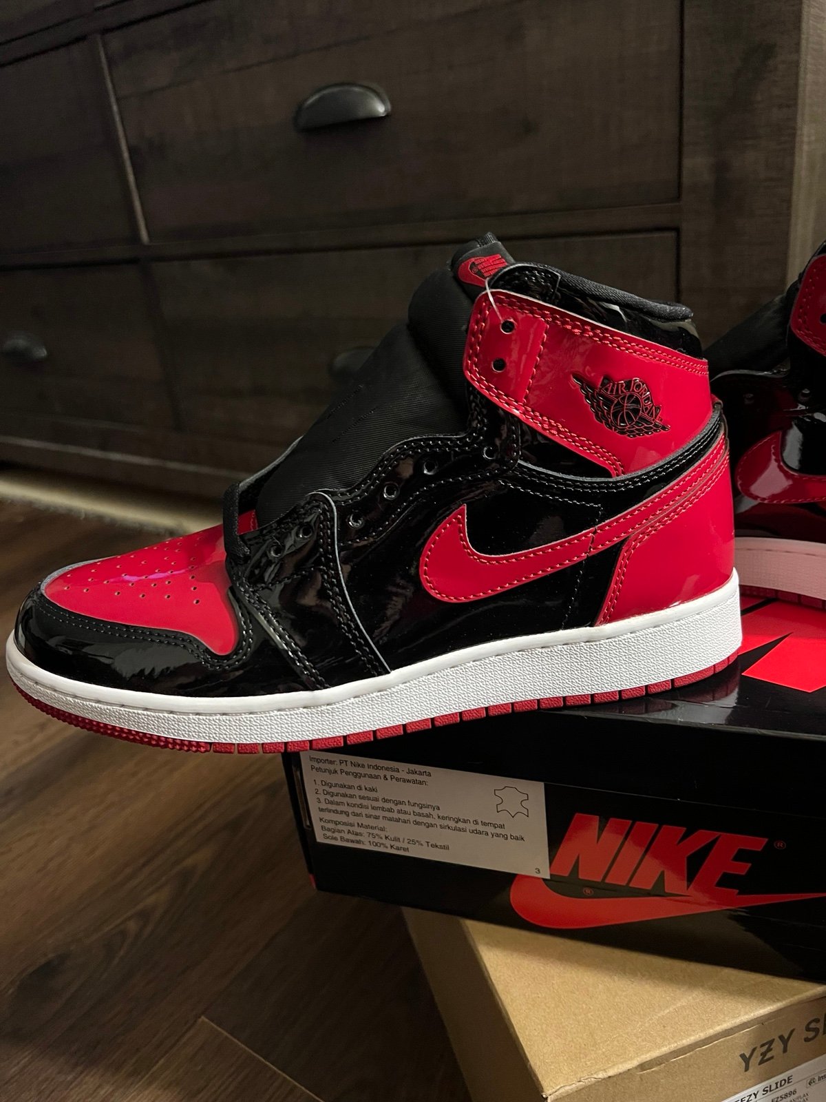Size 7 Y- Jordan 1 Retro High Patent Bred brand new in box