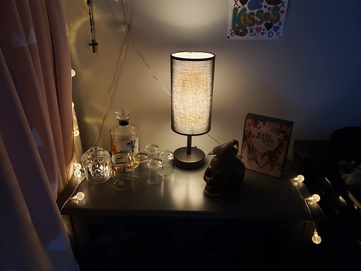 Bedside Lamp with USB Port - Touch Control Table Lamp