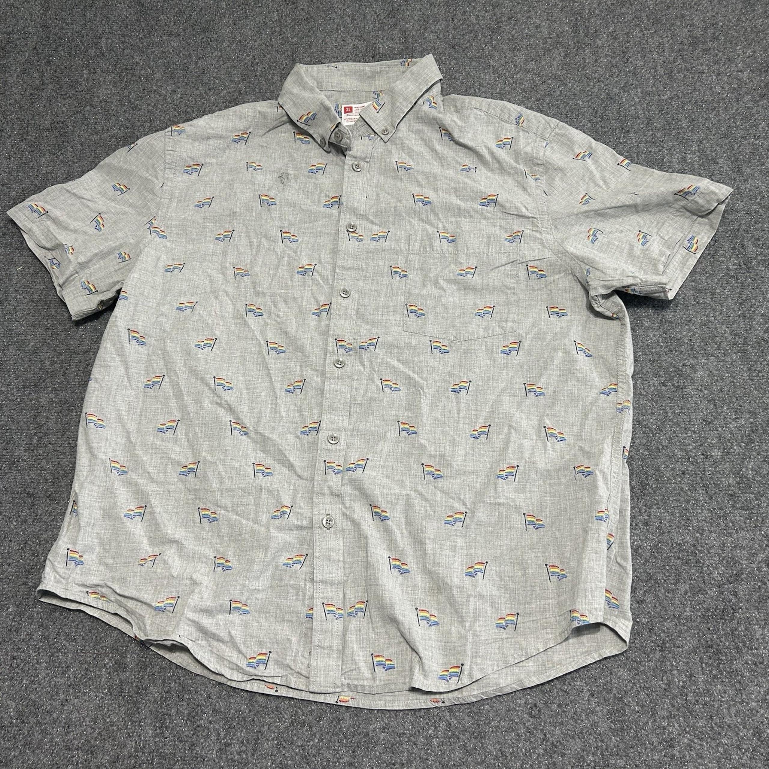 TARGET PRIDE FLAG Men's XL Casual Button Down Short Sleeve Shirt Rainbow LGBTQ+