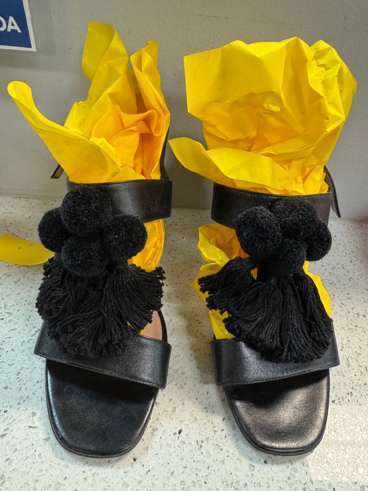 Kate Spade Pom Pom Heels 9.5 Black