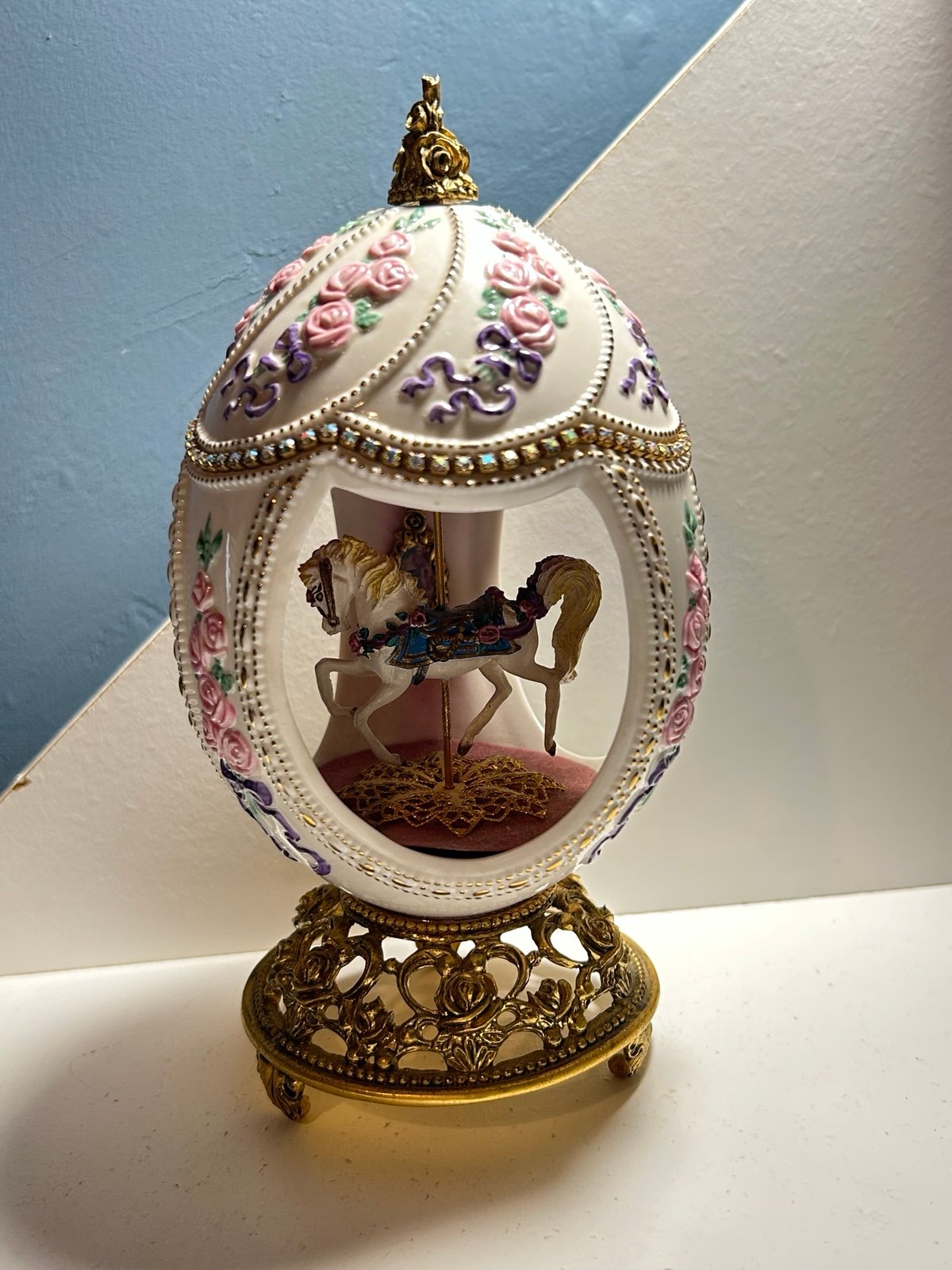 1996 Franklin Mint carousel horse musical faberge egg
