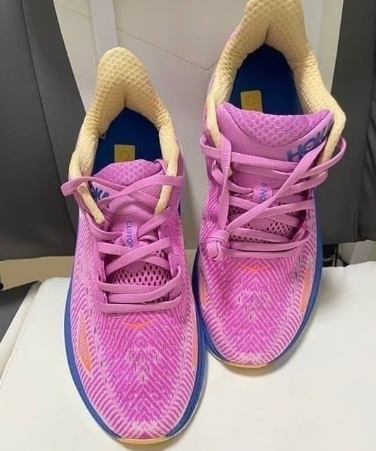 Hoka Clifton 9 Women’s size9.5