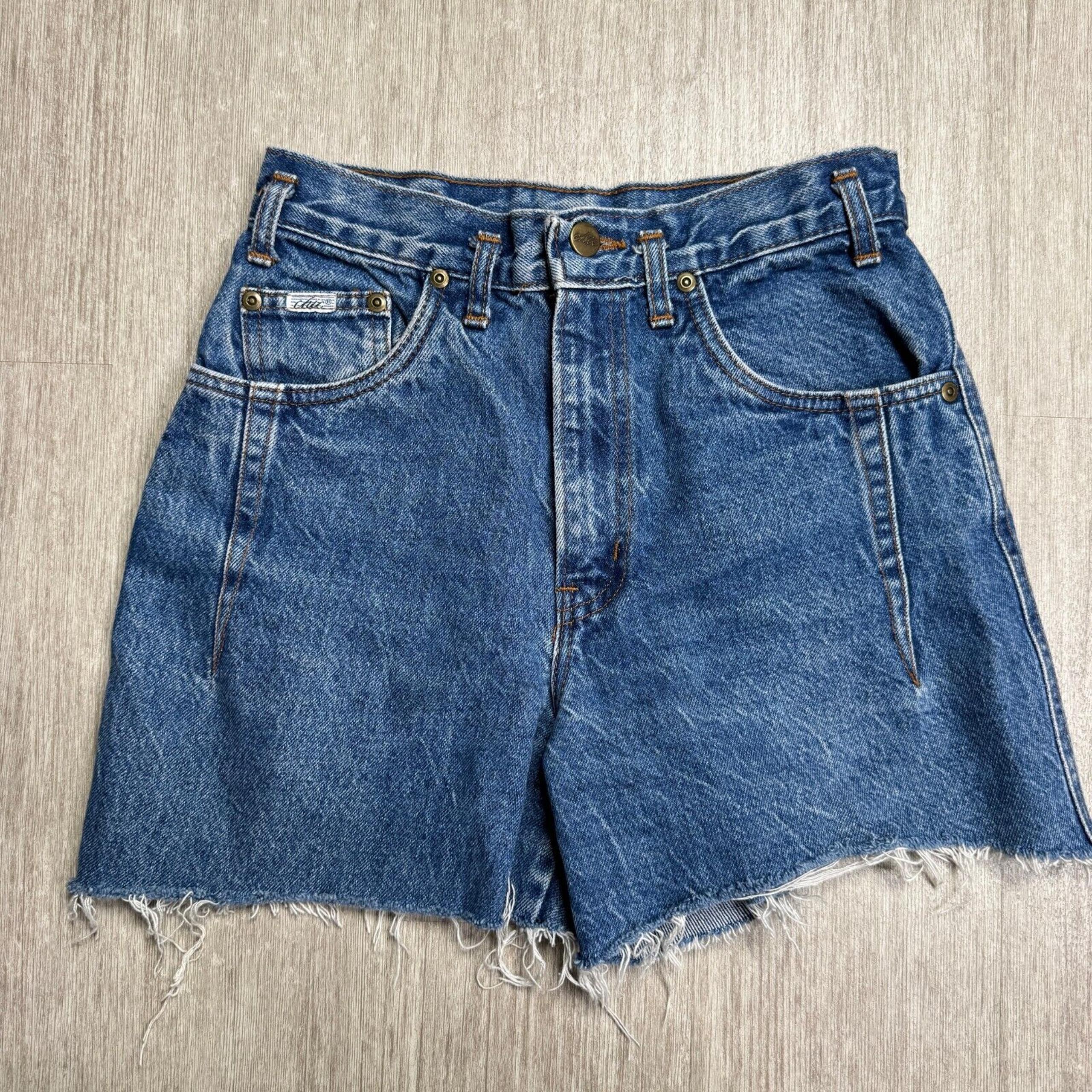 Vintage 90s CHIC Womens Jean Shorts Cut Off Buckle Back 8 24x3 High Rise USA