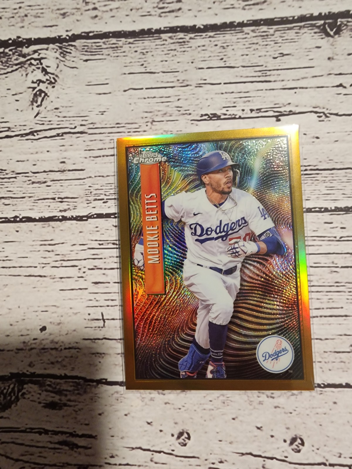 Mookie Betts 2022 Topps Chrome Sonic Expose Gold Refractor #/50