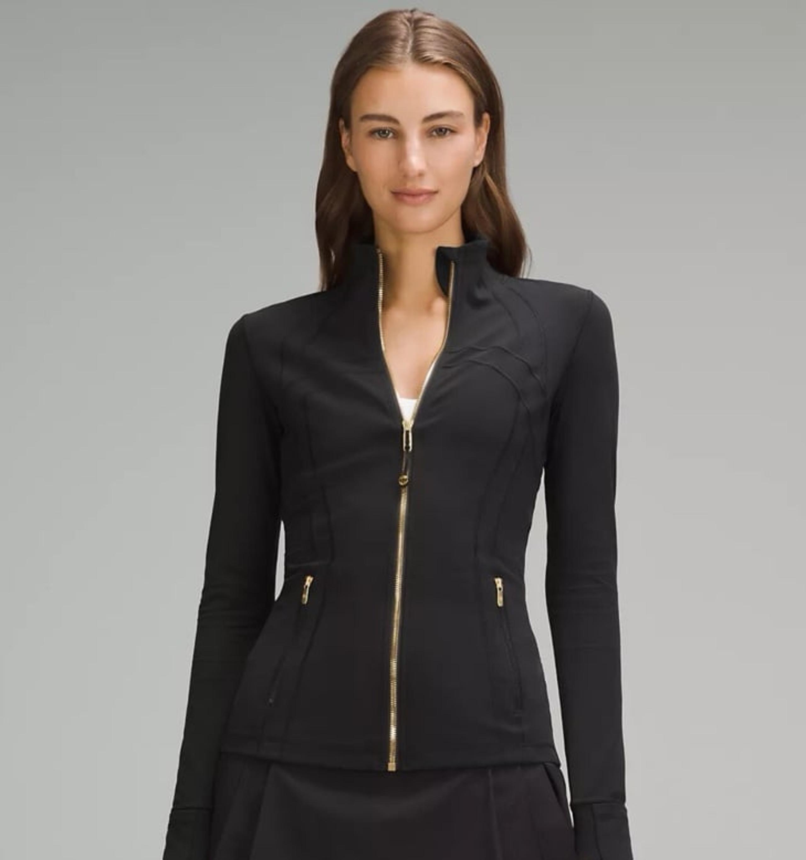 NWT Lululemon athletica black DEFINE Jacket size 4 Gold Zipper