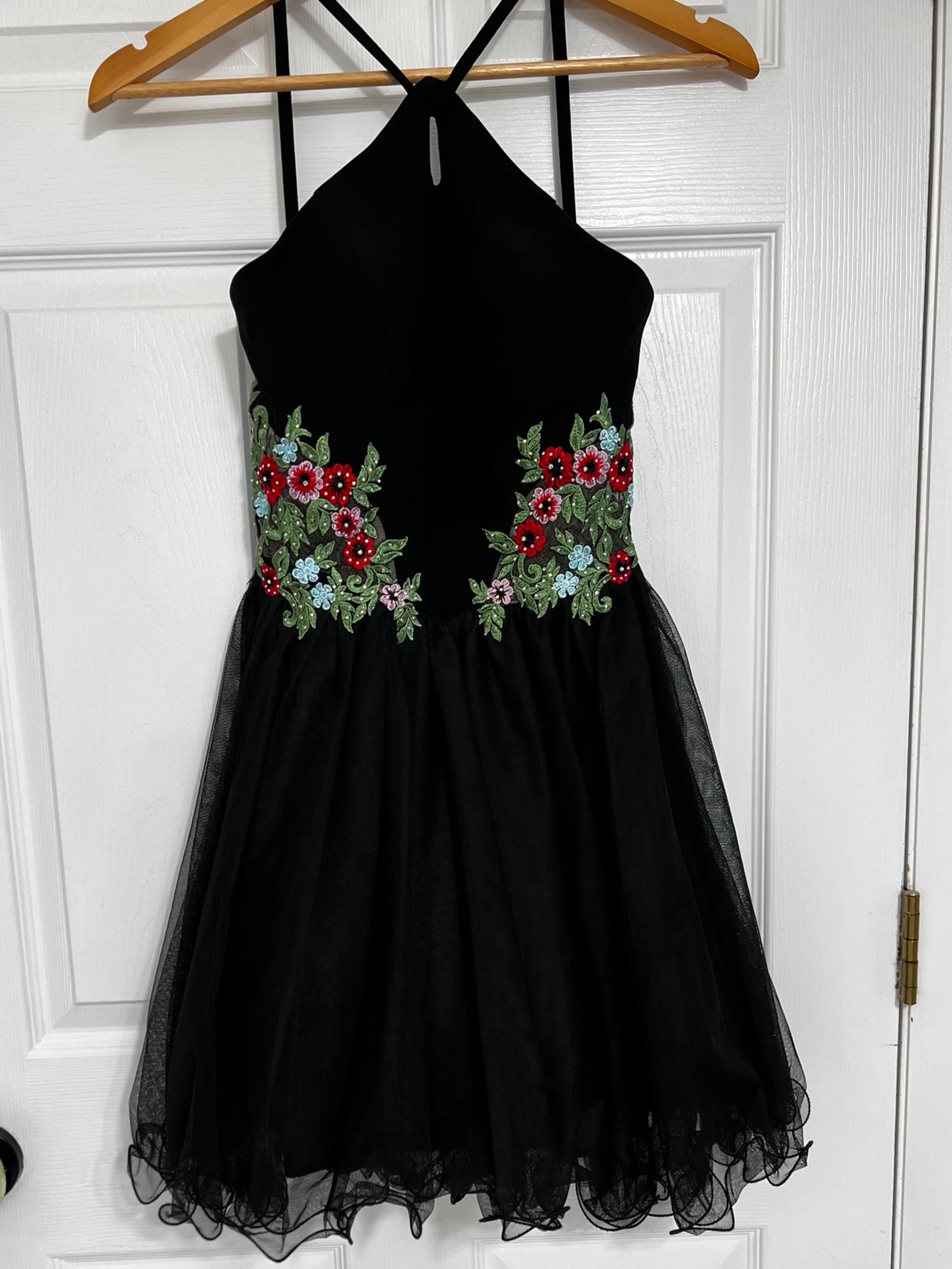 Blondie Nites Black Embroidered Halter Dress – Size 3