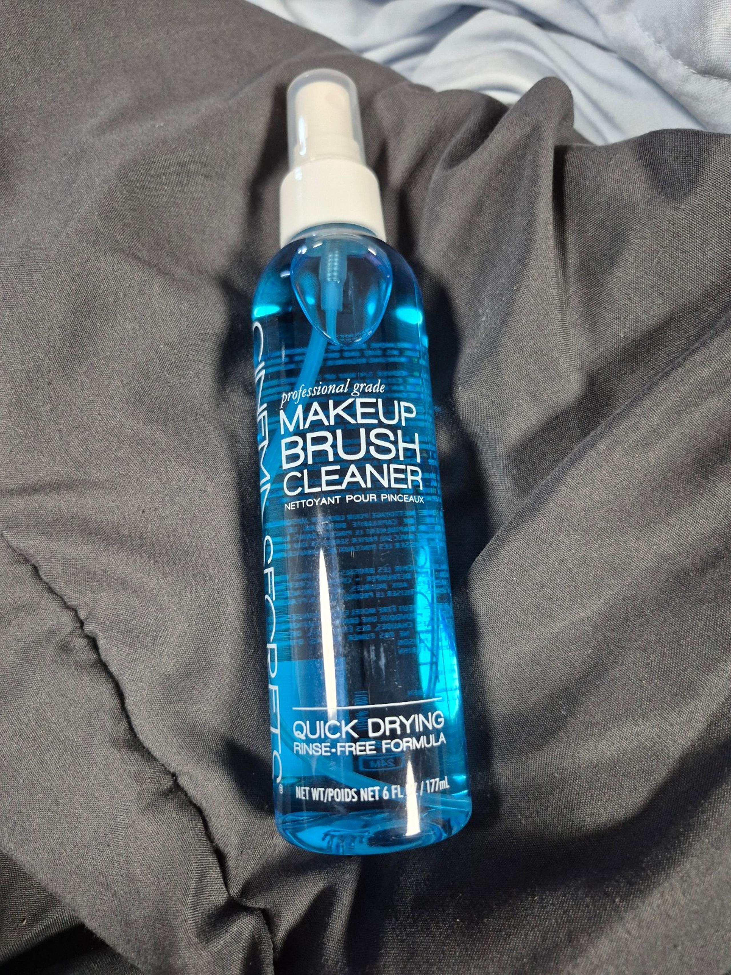 Cinema secrets spray brush cleaner