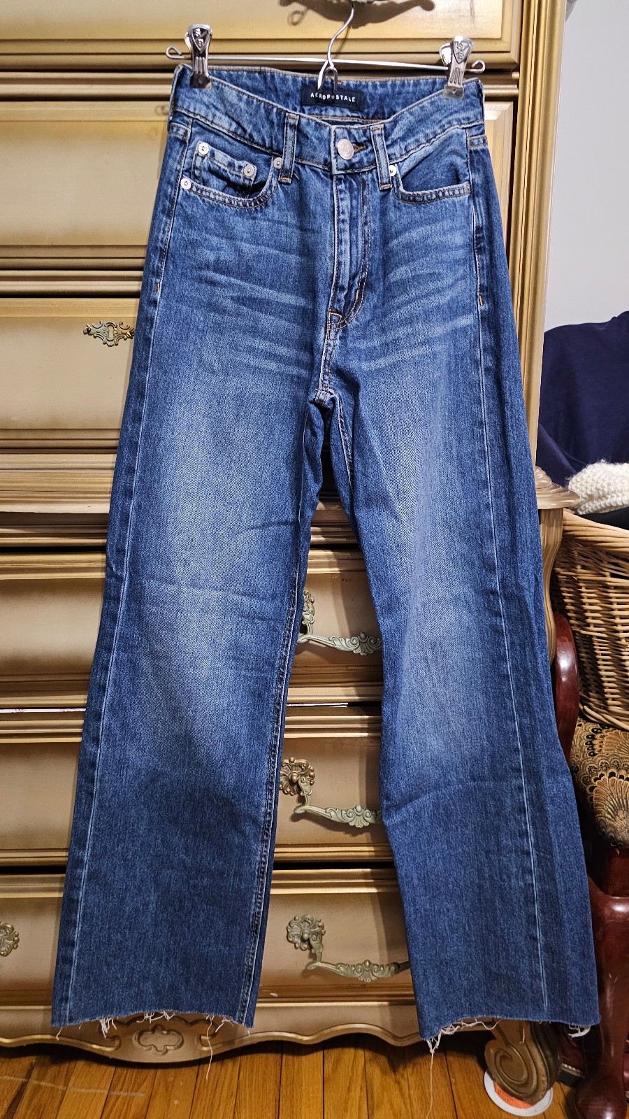 Aeropostale High Rise Wide Leg Jeans (000 Reg)