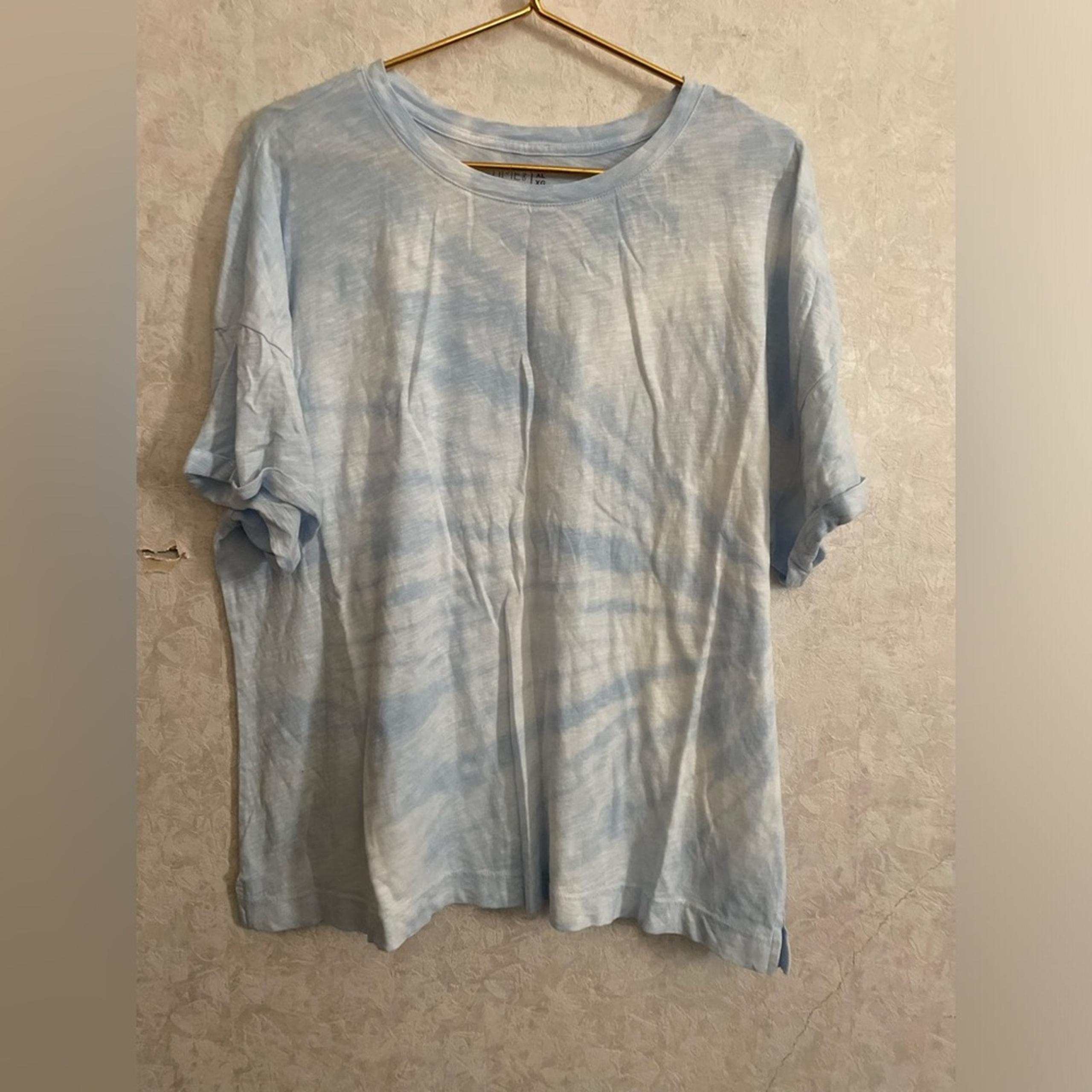 Time and Tru women's extra large blue / white tye dye top