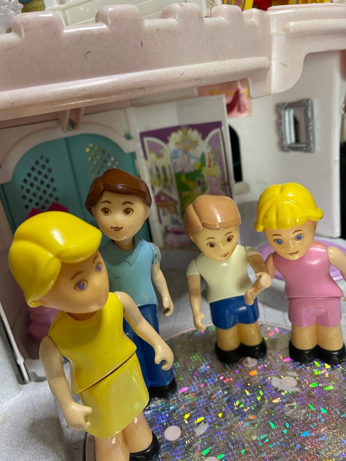 Little tikes dollhouse figures set family lot tykes doll house