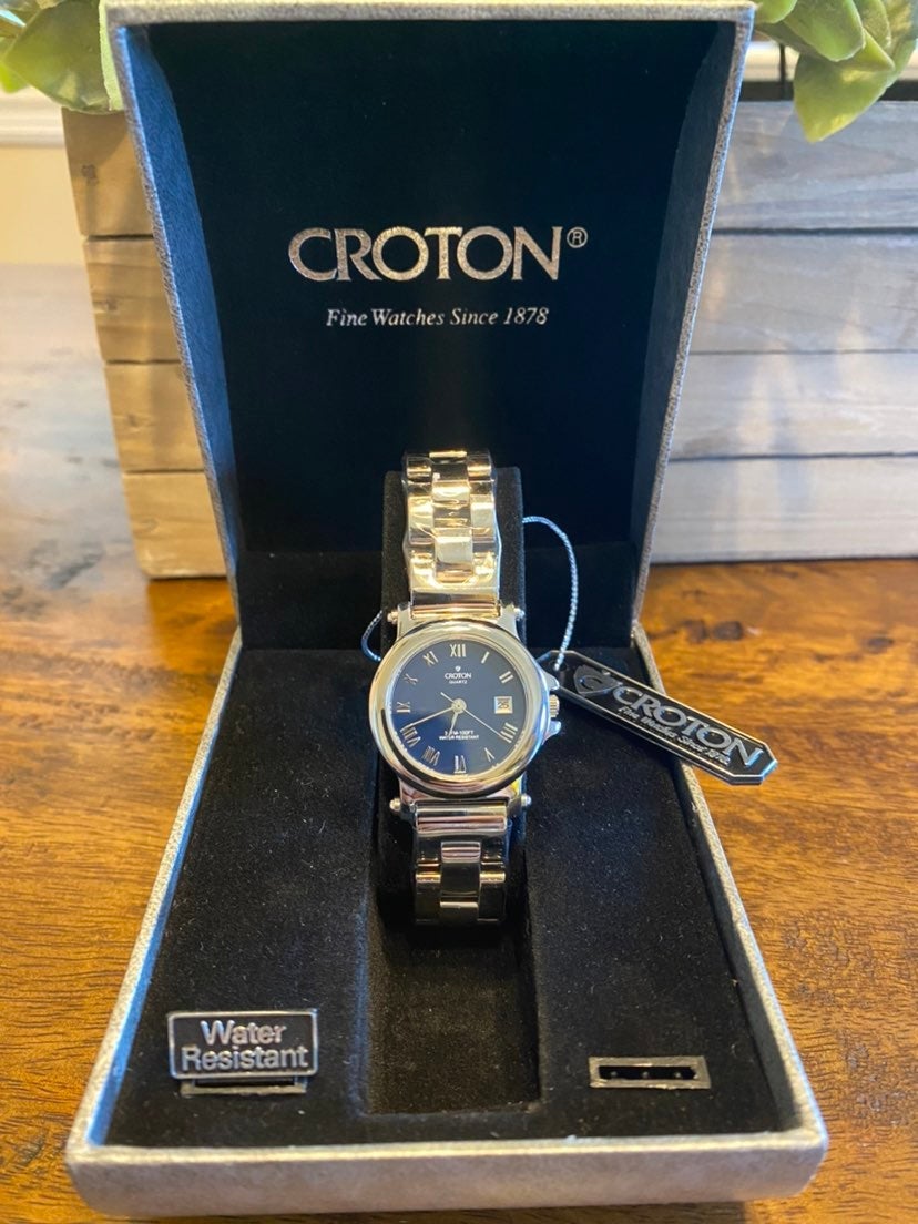 NIB VINTAGE WOMANS CROTON WATCH