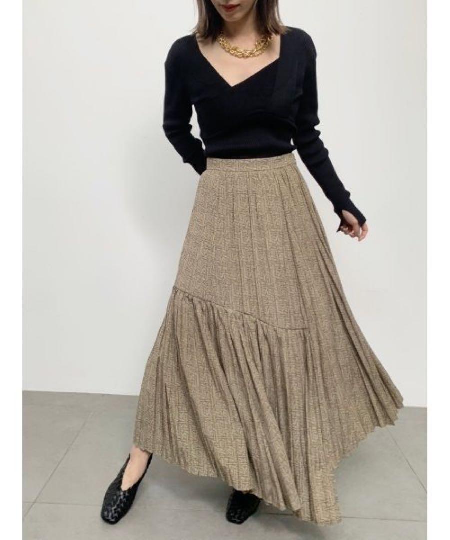 Brand new ☆ SNIDEL (Snaidel) ☆ Irregular Pleated Print Skirt Size 1 Khaki