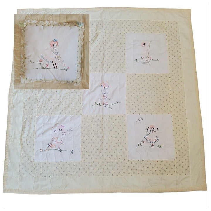 VTG Raggedy Ann Yellow Floral Quilt Coverlet Baby Blanket Girl W Pillow 47 X 47