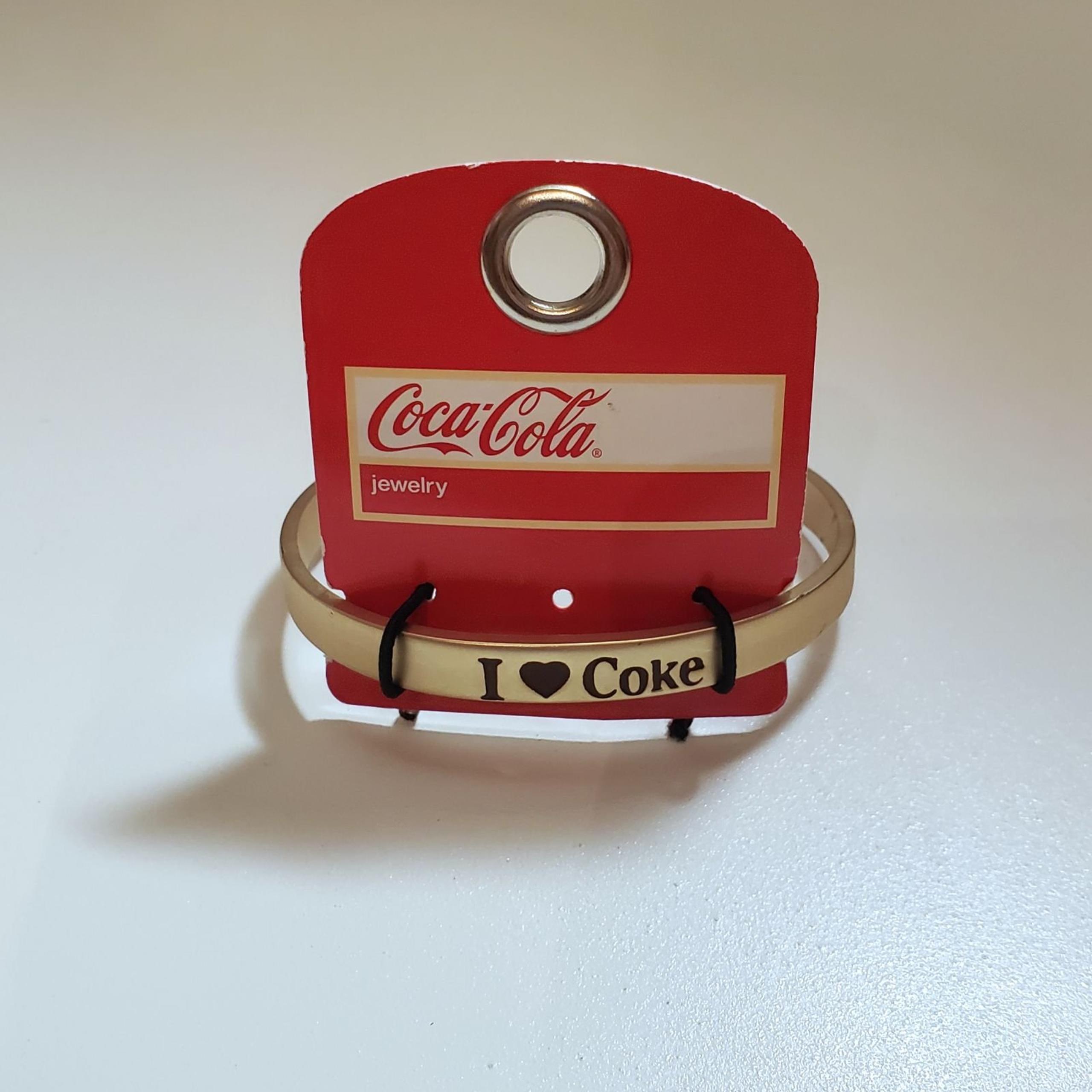 Cuff bracelet I ♡ Coke / By Coca-Cola