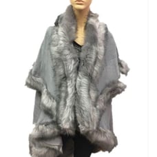 Beautiful Fur Cape/sleeves