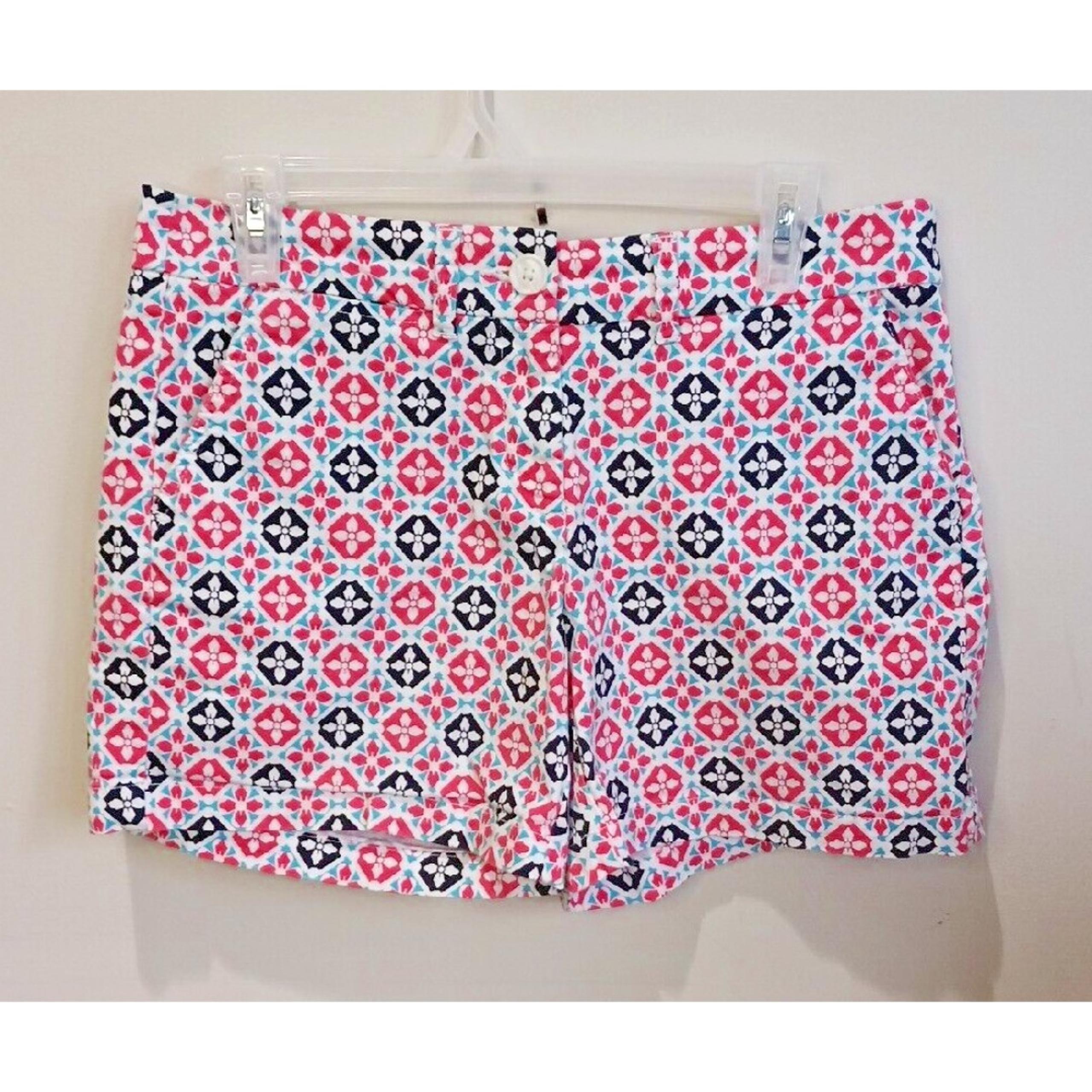 Crown & Ivy Pink Black Blue Chino Shorts Size 6 Womens Stretchy Mid Rise