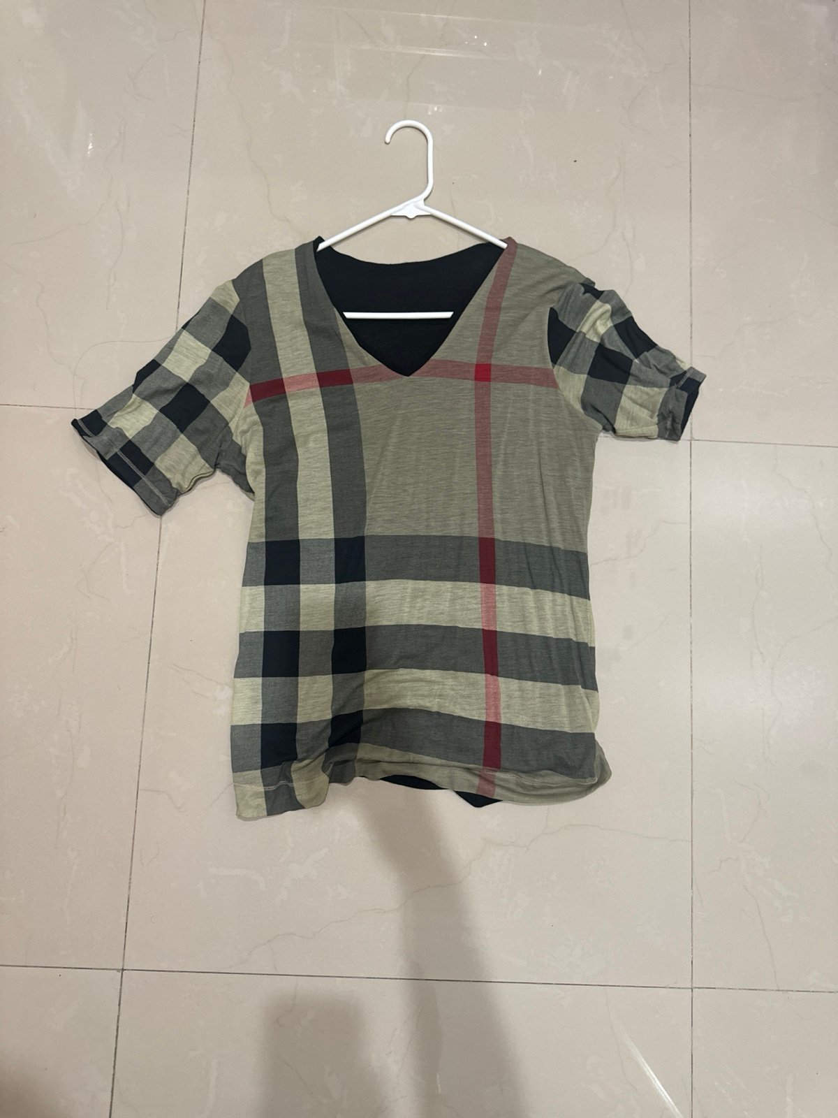 Burberry top