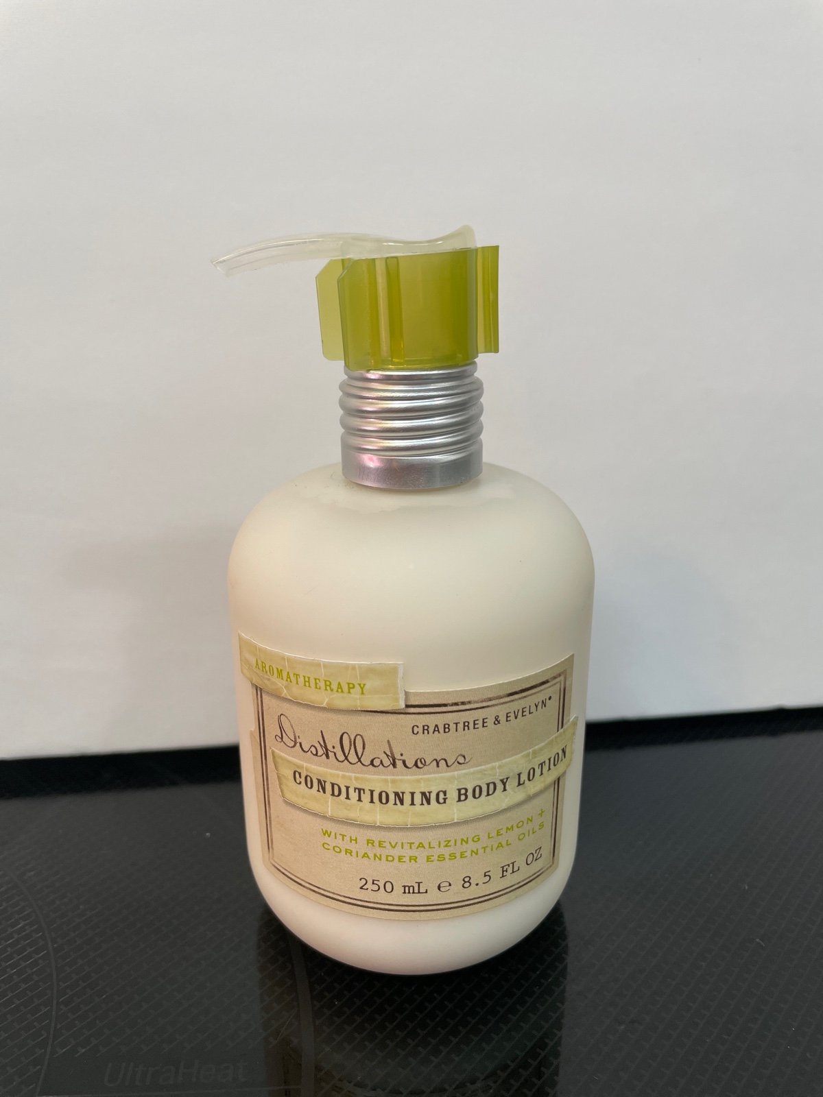 Crabtree & Evelyn Distillations Aromatherapy Body Lotion Lemon & Coriander