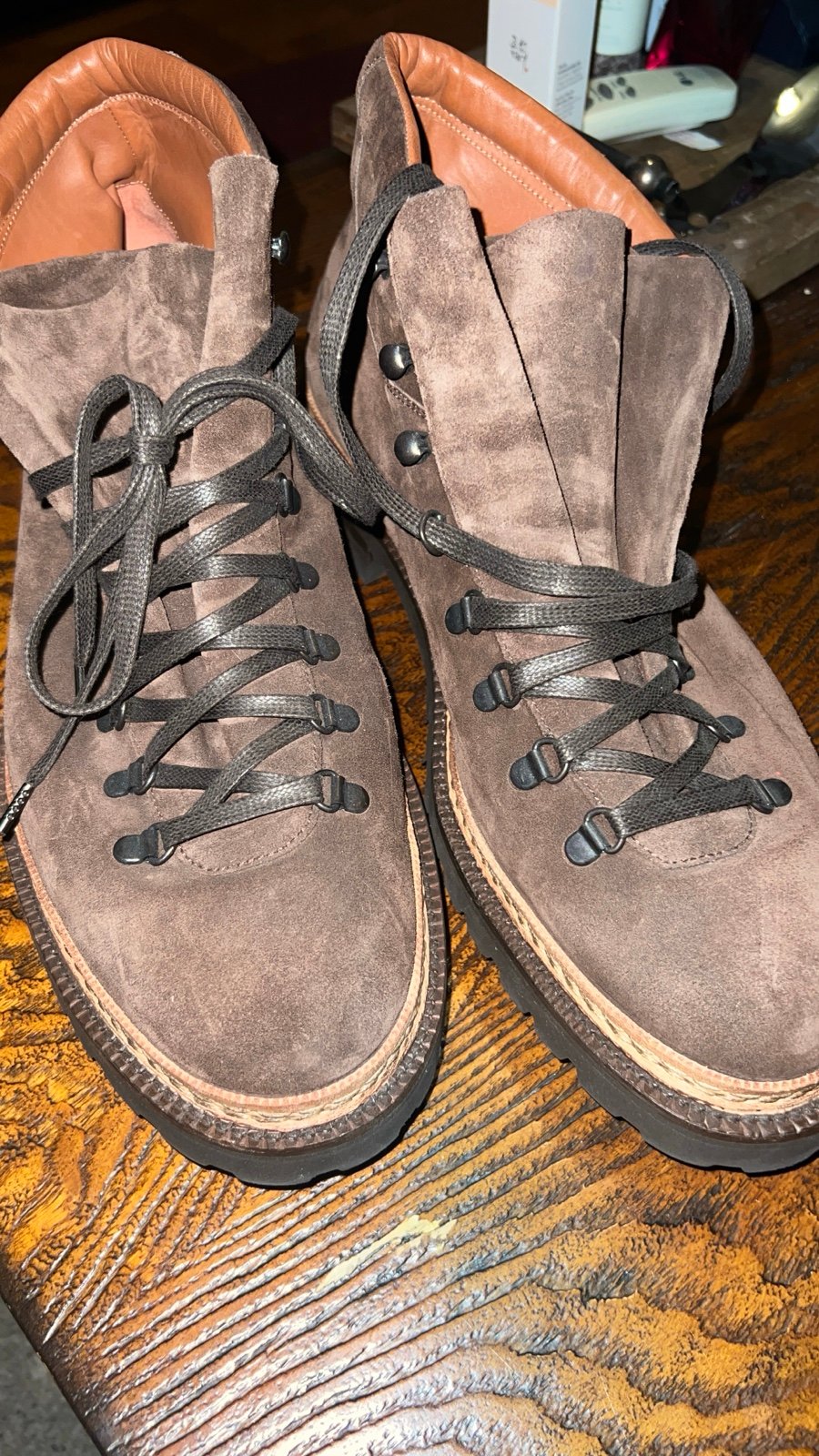 Bespoke Hideoki Chocolate Suede Hiking Boot Norvegese Stitching Vibram 15