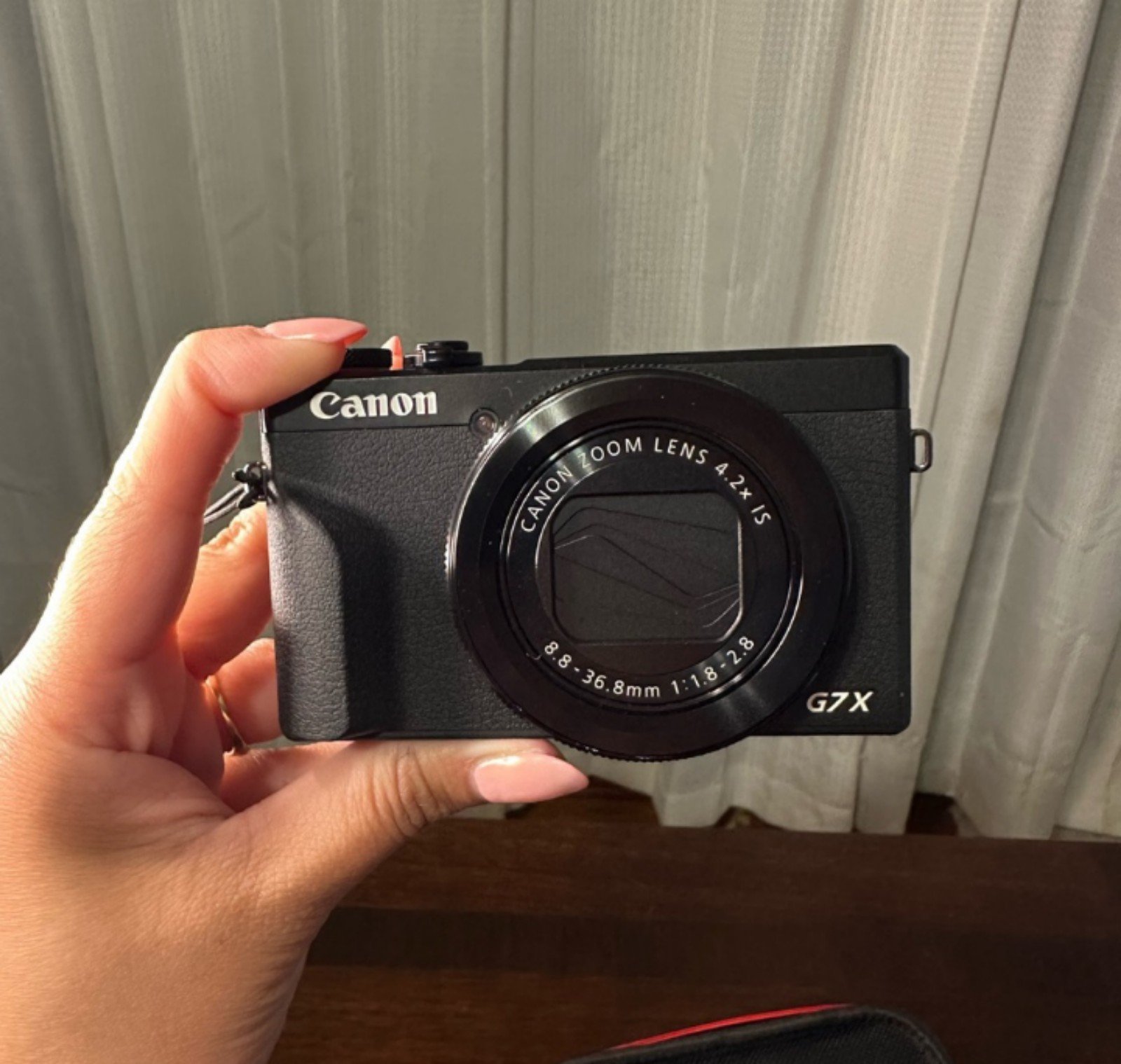 Canon g7x mark III