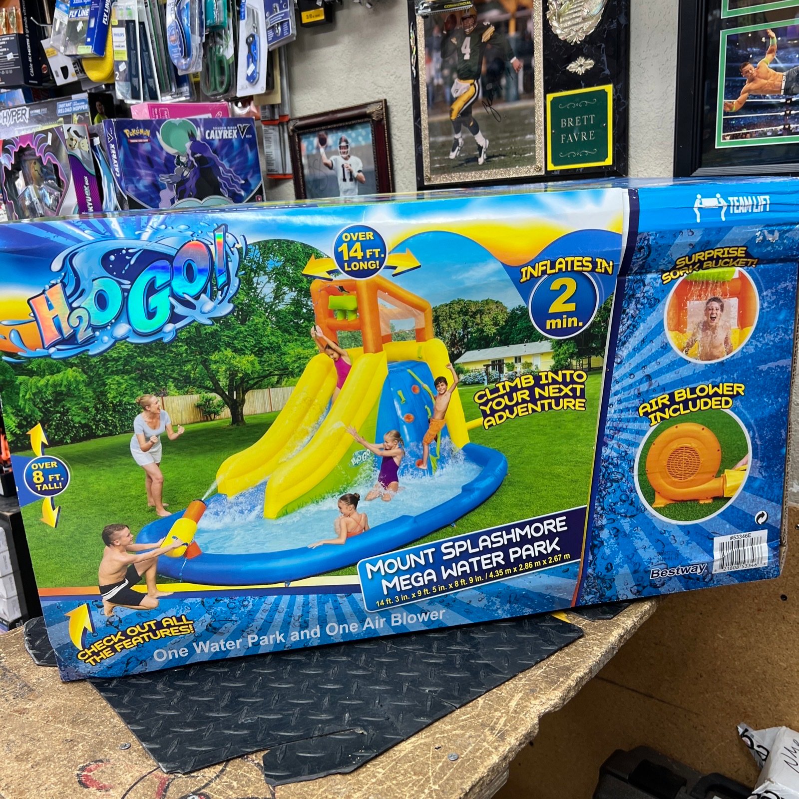H2OGO Mount Splashmore Mega Water Park - BW53345GB