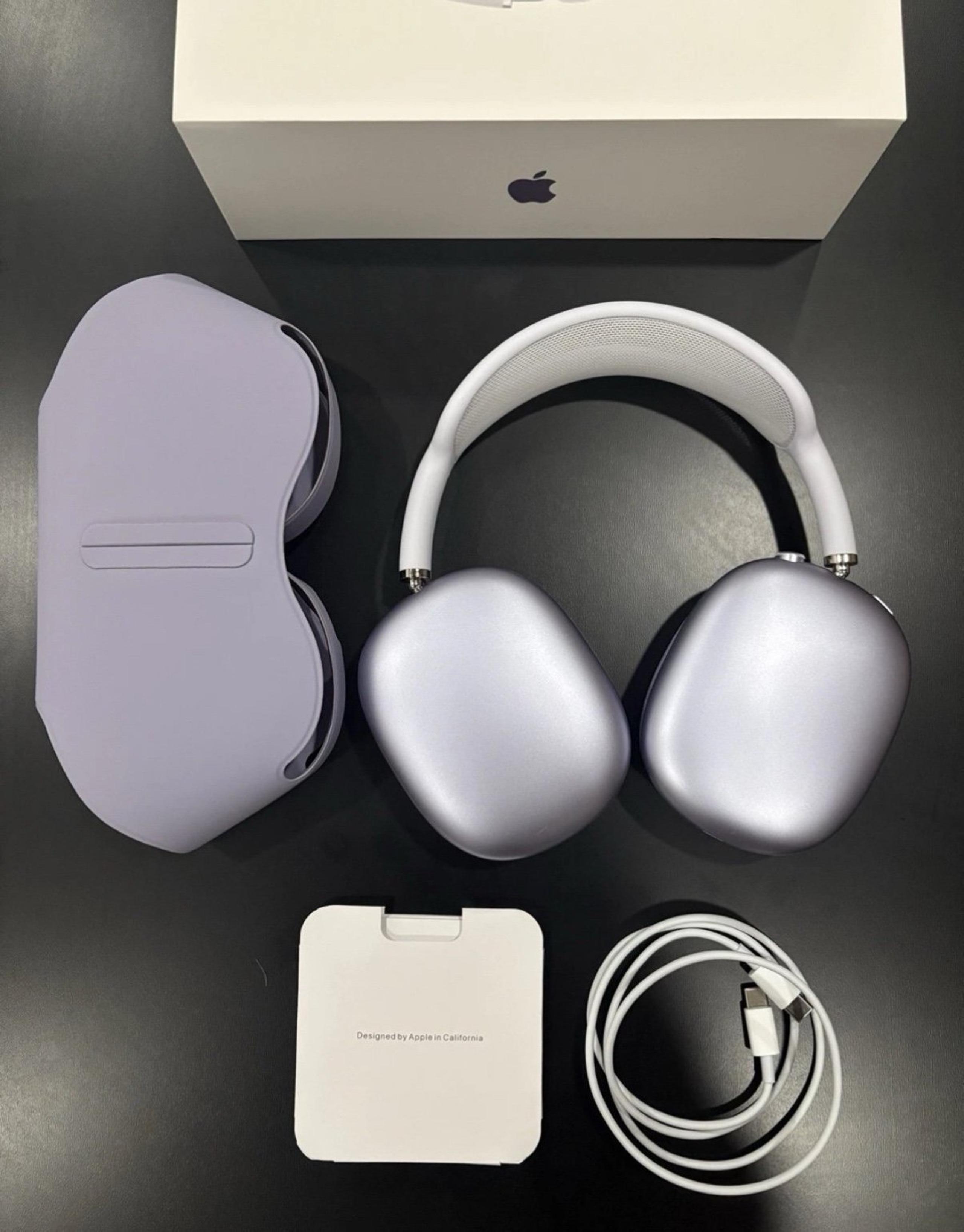 Purple AirPods Max with USB