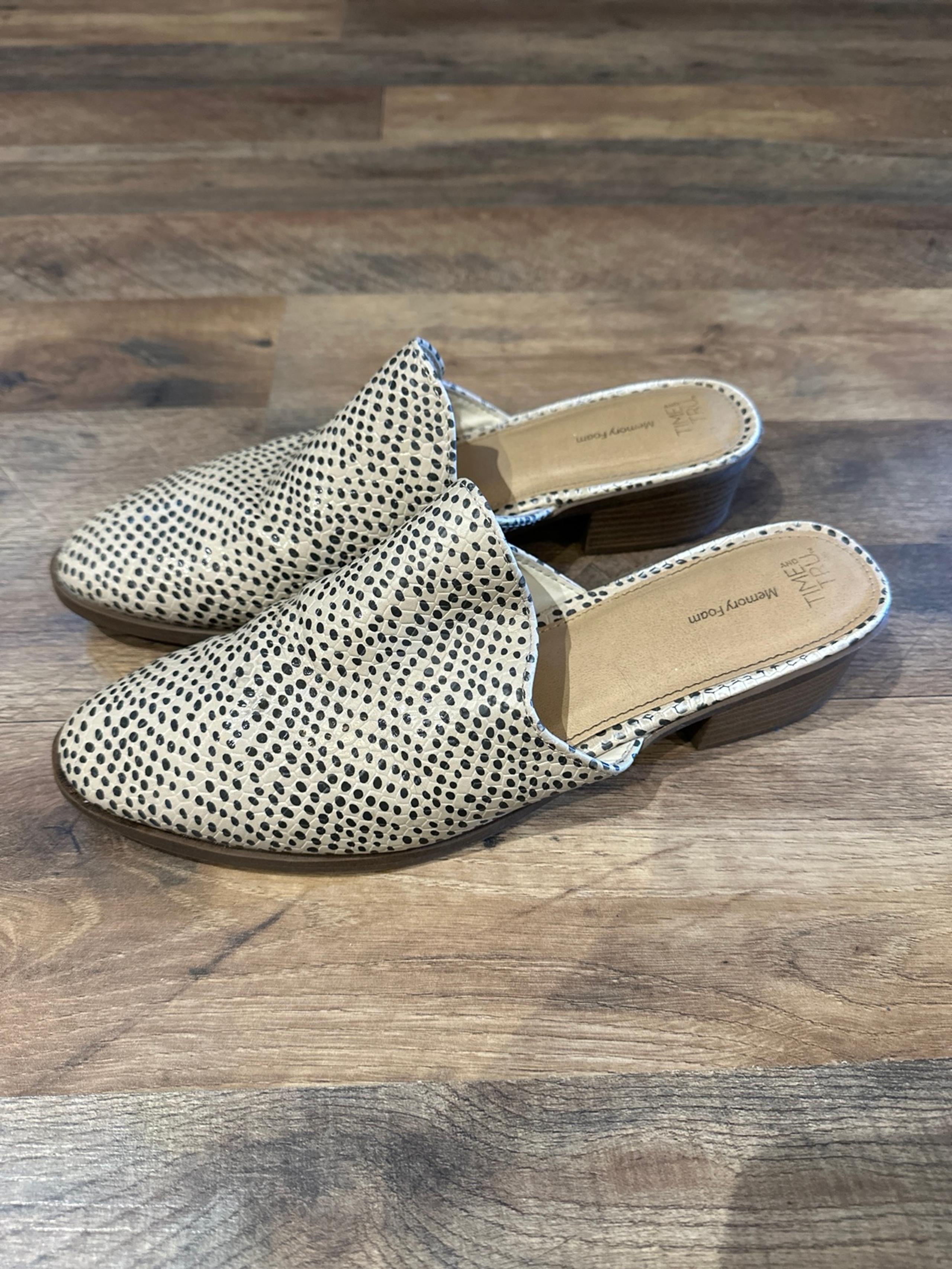 Time And Tru Women’s Slip On Heels Size 10