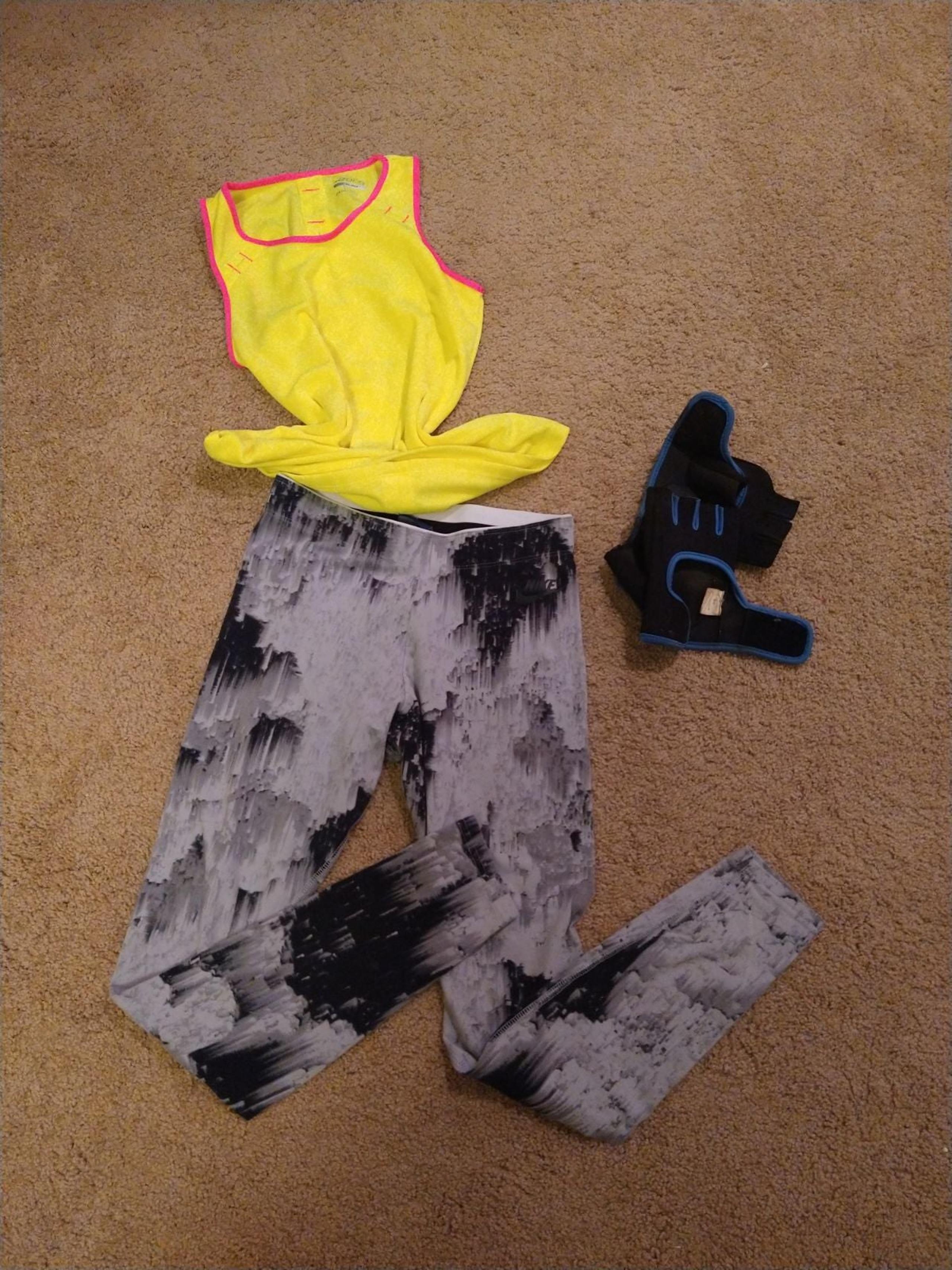 Activewear bundle- leggings BCG tank - Nike