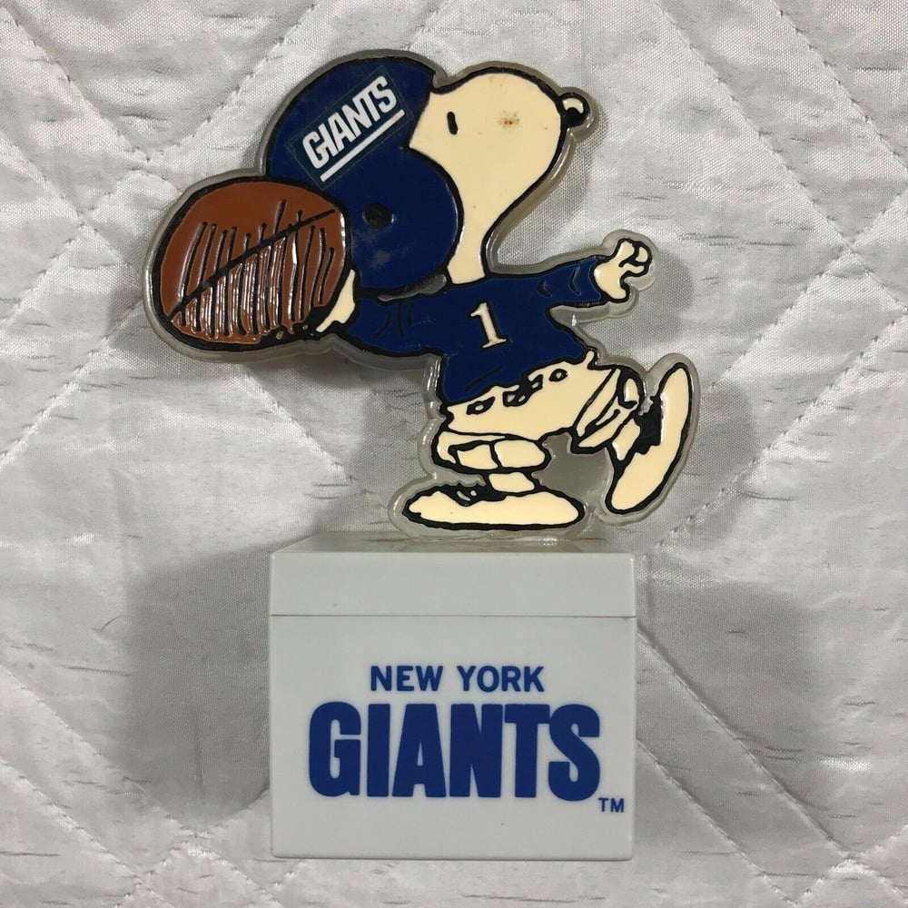 Vintage New York Giants Snoopy Peanuts Trinket Box / Snoopy as Quarterback