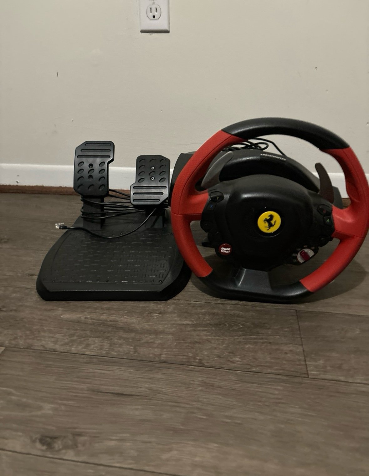 Thrustmaster Ferrari 458 Spider Racing Wheel for Xbox one