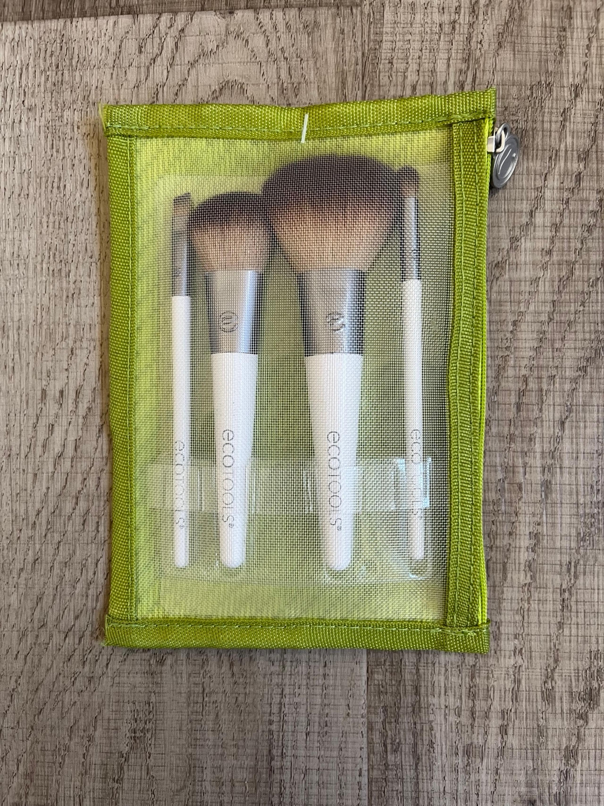Eco tools make up brush set