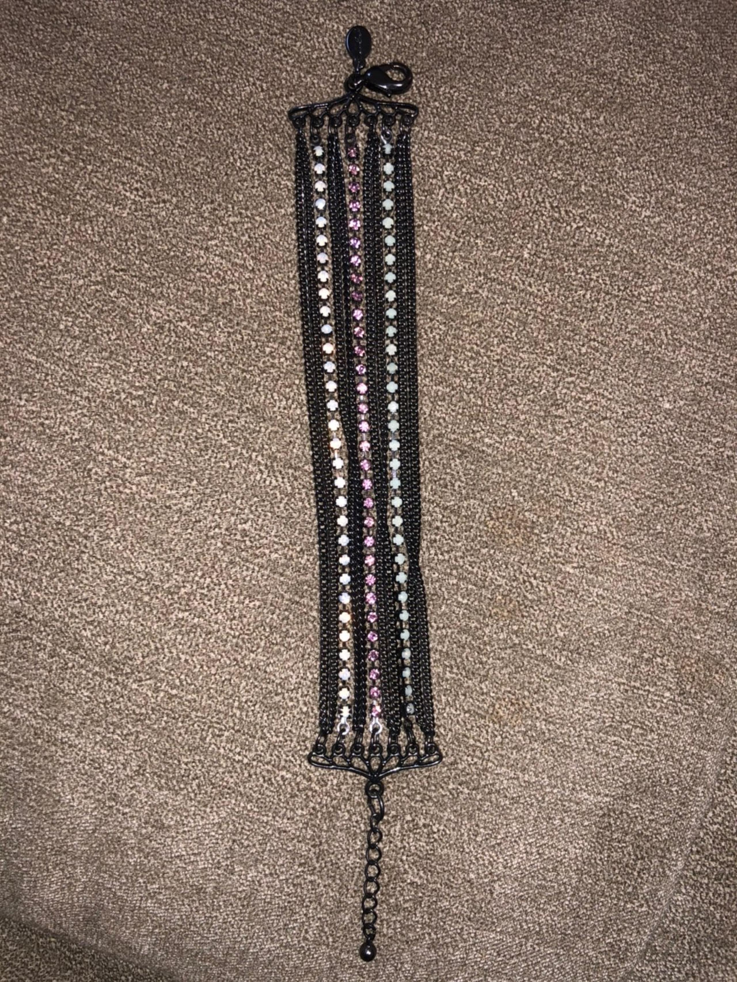 Woman's bracelet