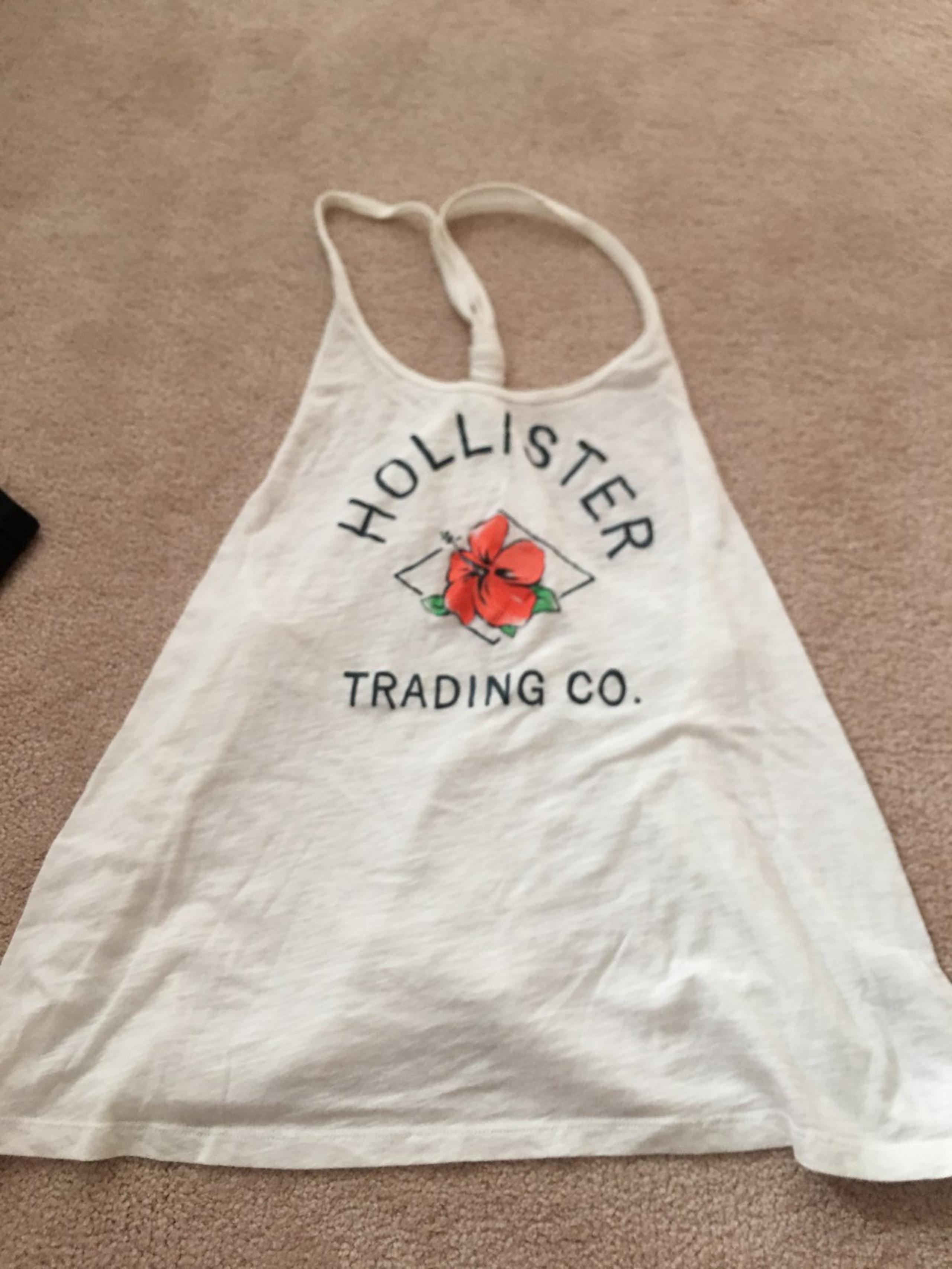 hollister tank