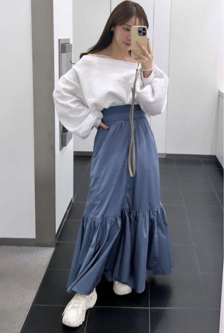 Brand New COCO DEAL Elastic Layer Gather Volume Skirt