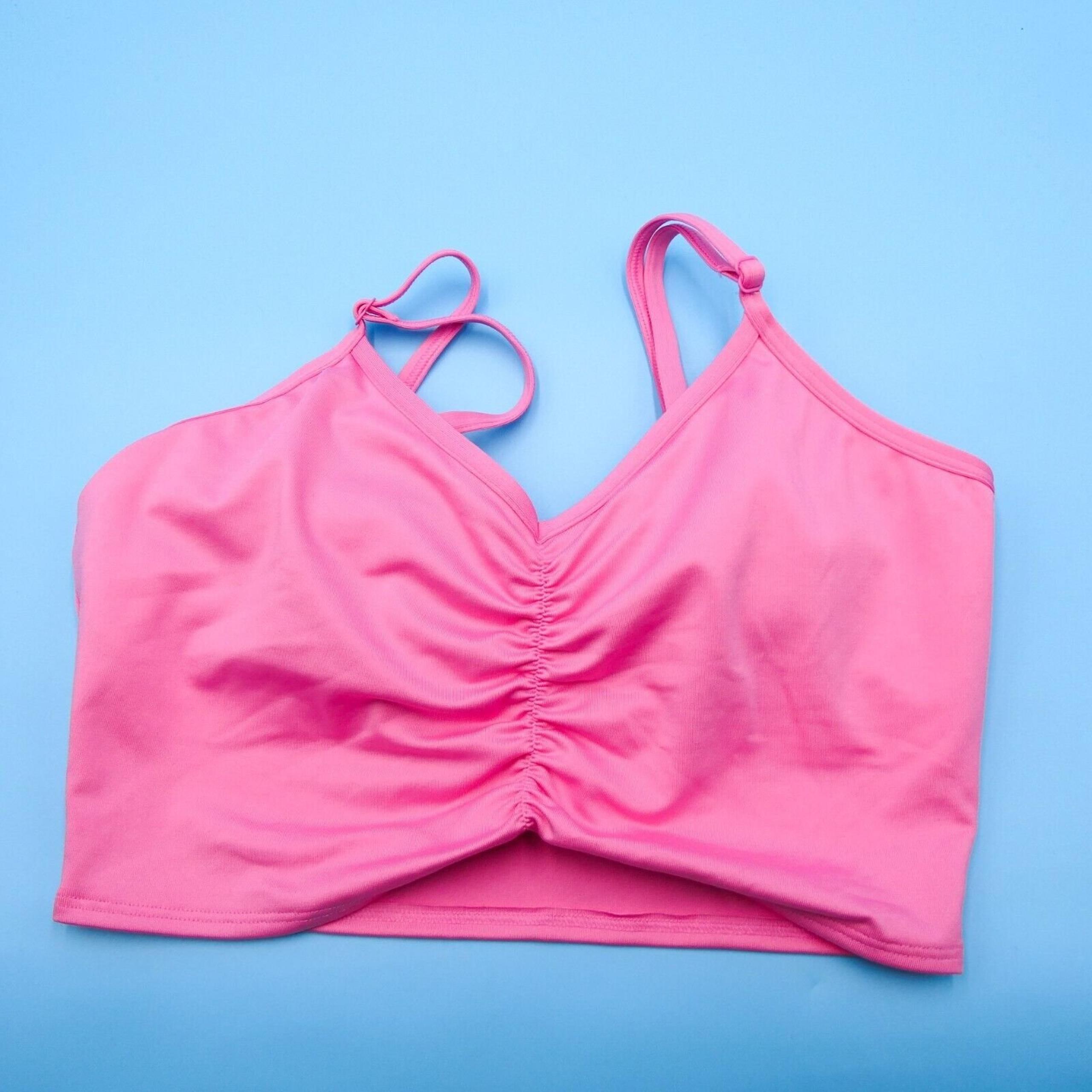 Victorias Secret Sports Bra Medium Ultimate Lightly Lined Pullover Pink Active