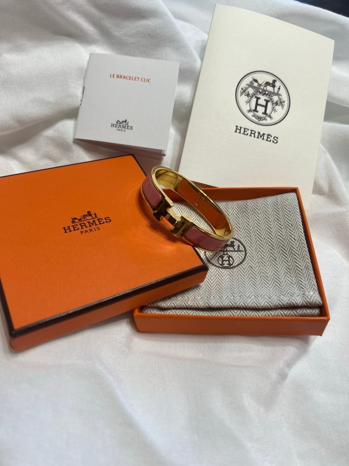 AUTHENTIC Hermès Clic H Bracelet