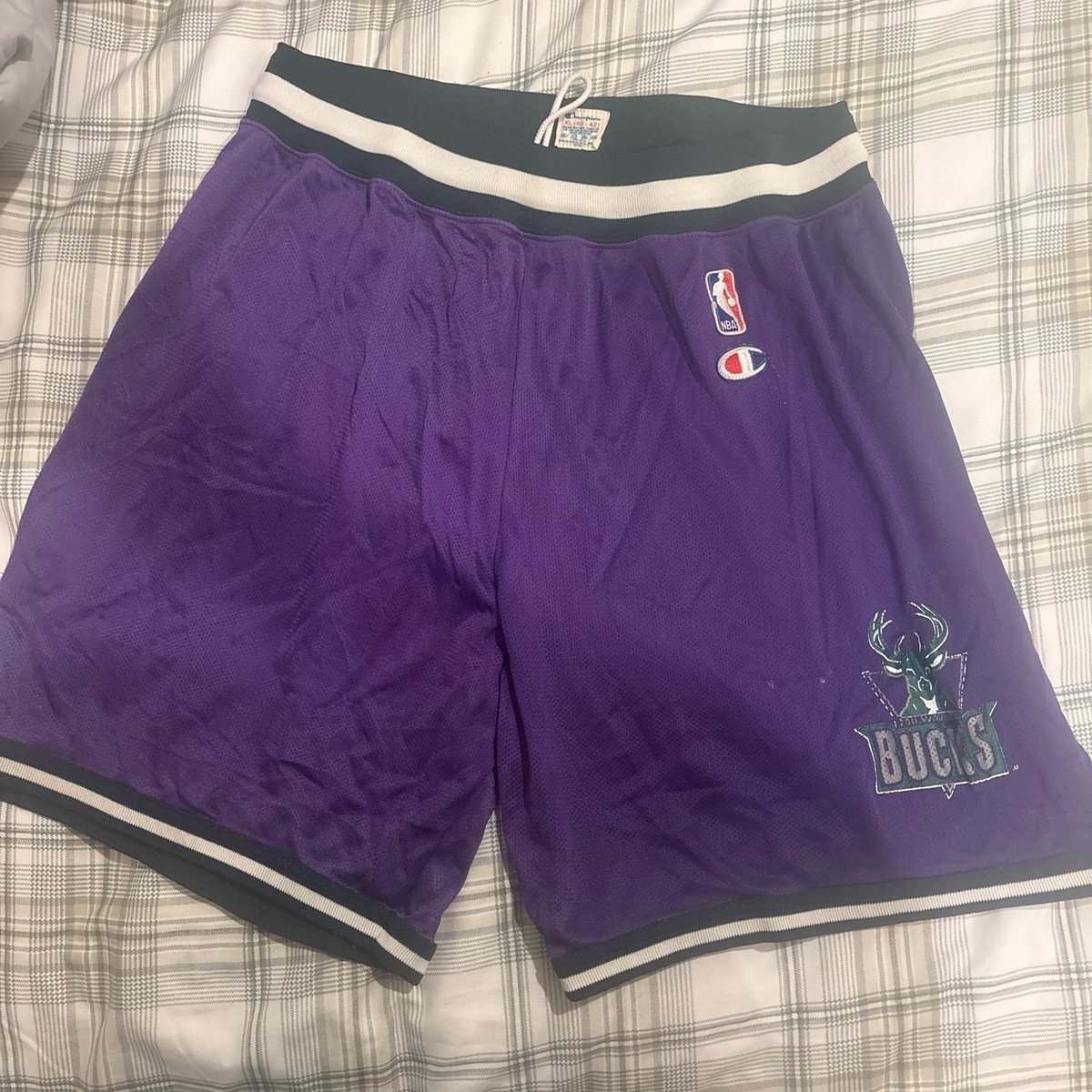 Milwaukee bucks nba shorts champion size xl 40-42 very rare
