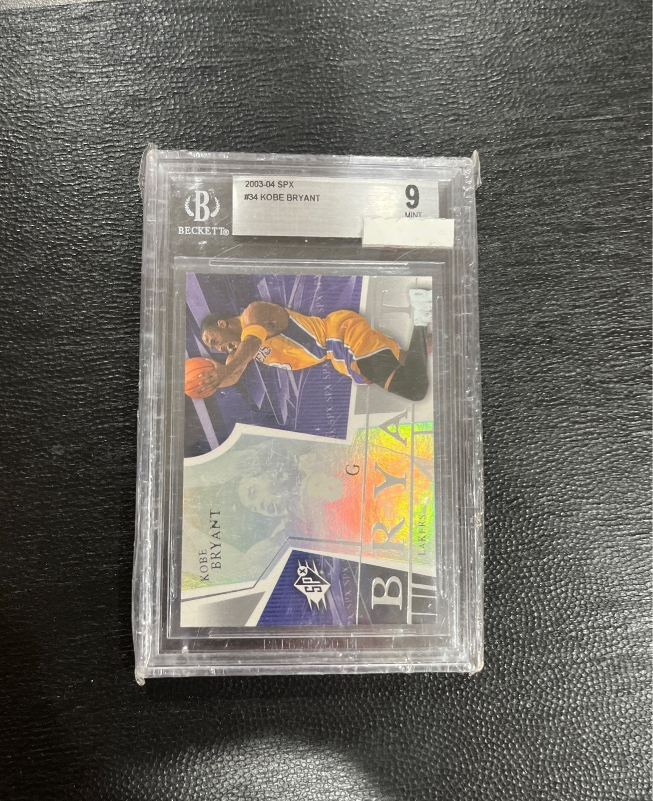 Beckett Mint 9 Kobe Bryant #34 SPX Holo