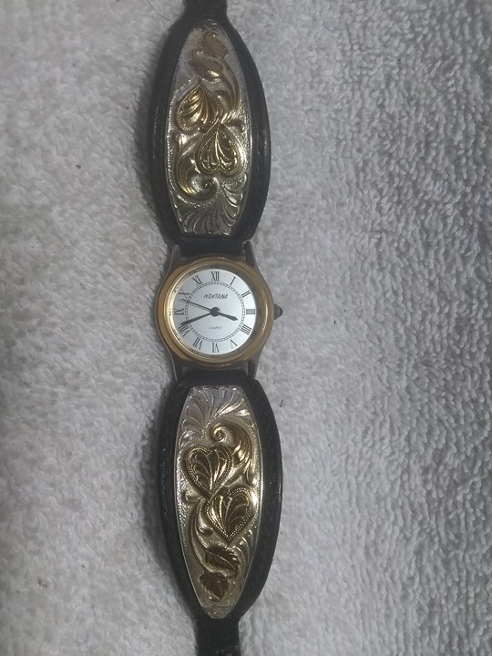 Montana Silversmiths Watch Gold Hearts Leaves Black Leather New Bat Great Shape