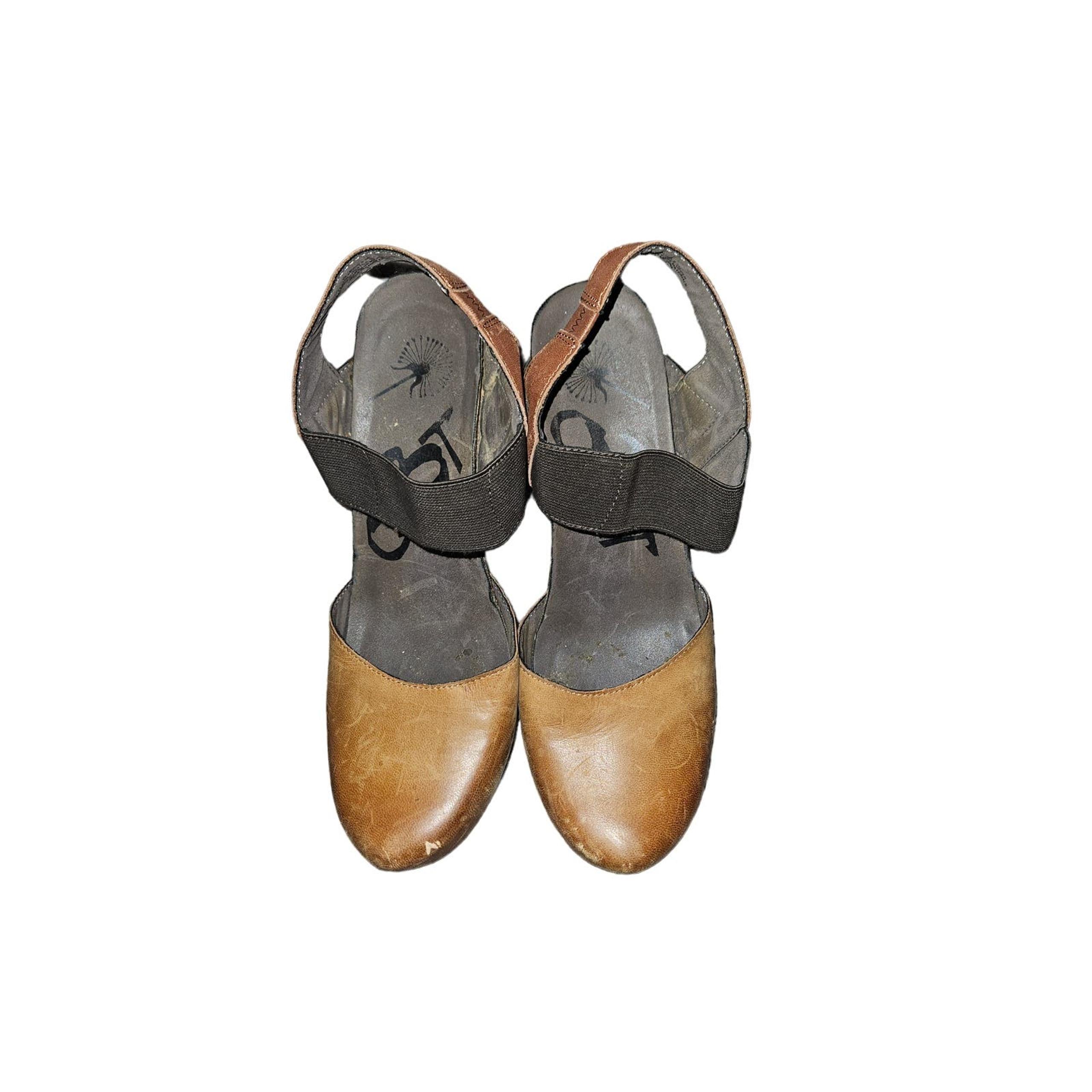 OTBT Rexburg Womens Wedges Size 9.5