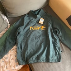 Nike pullover jacket repel